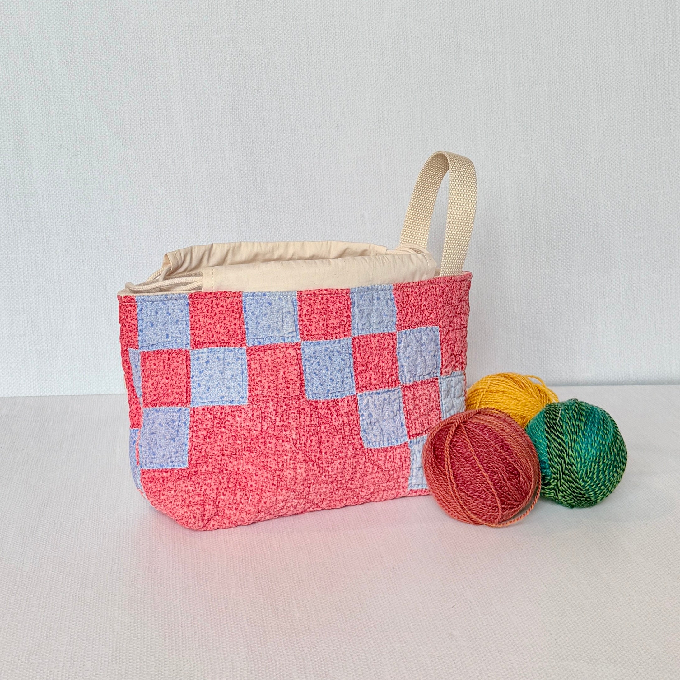 Baby Bucket Bag (Double Pink Irish Chain Var.)