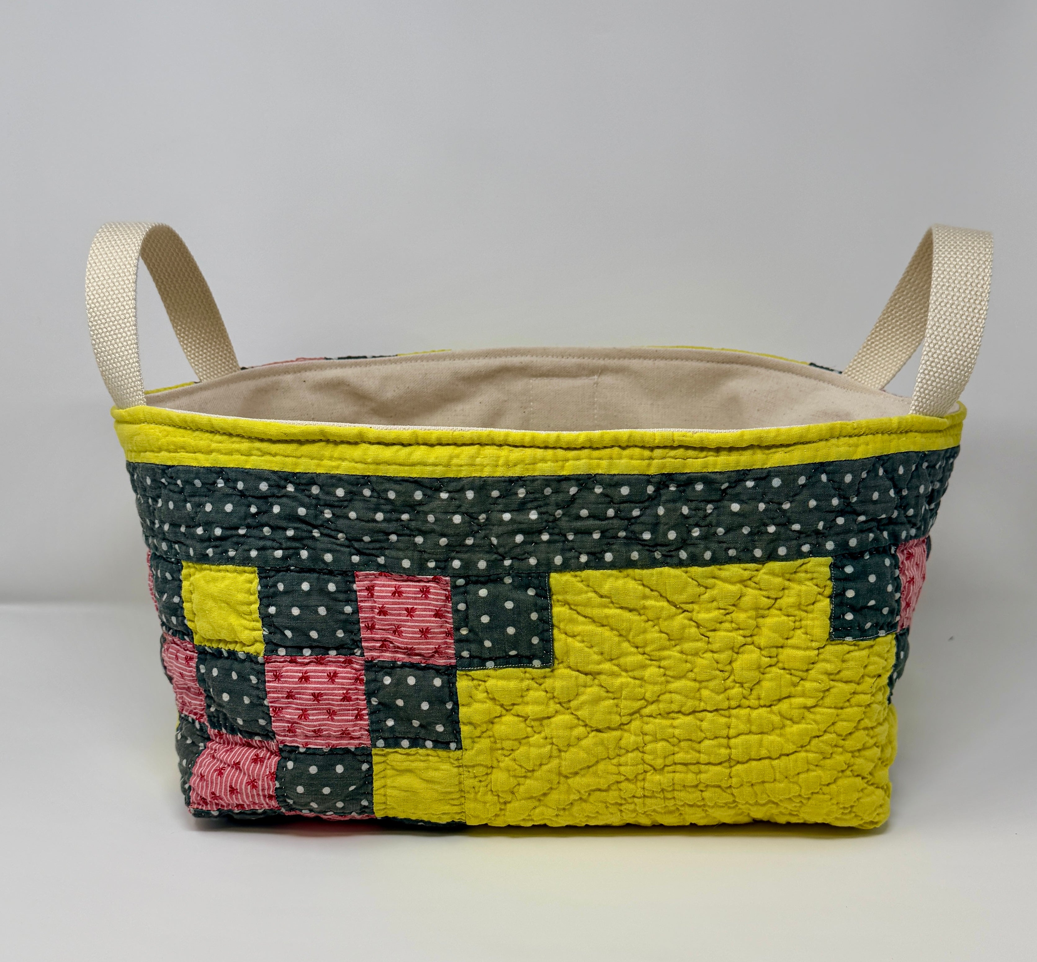 Quilt Basket (Bright Yellow Irish Chain)