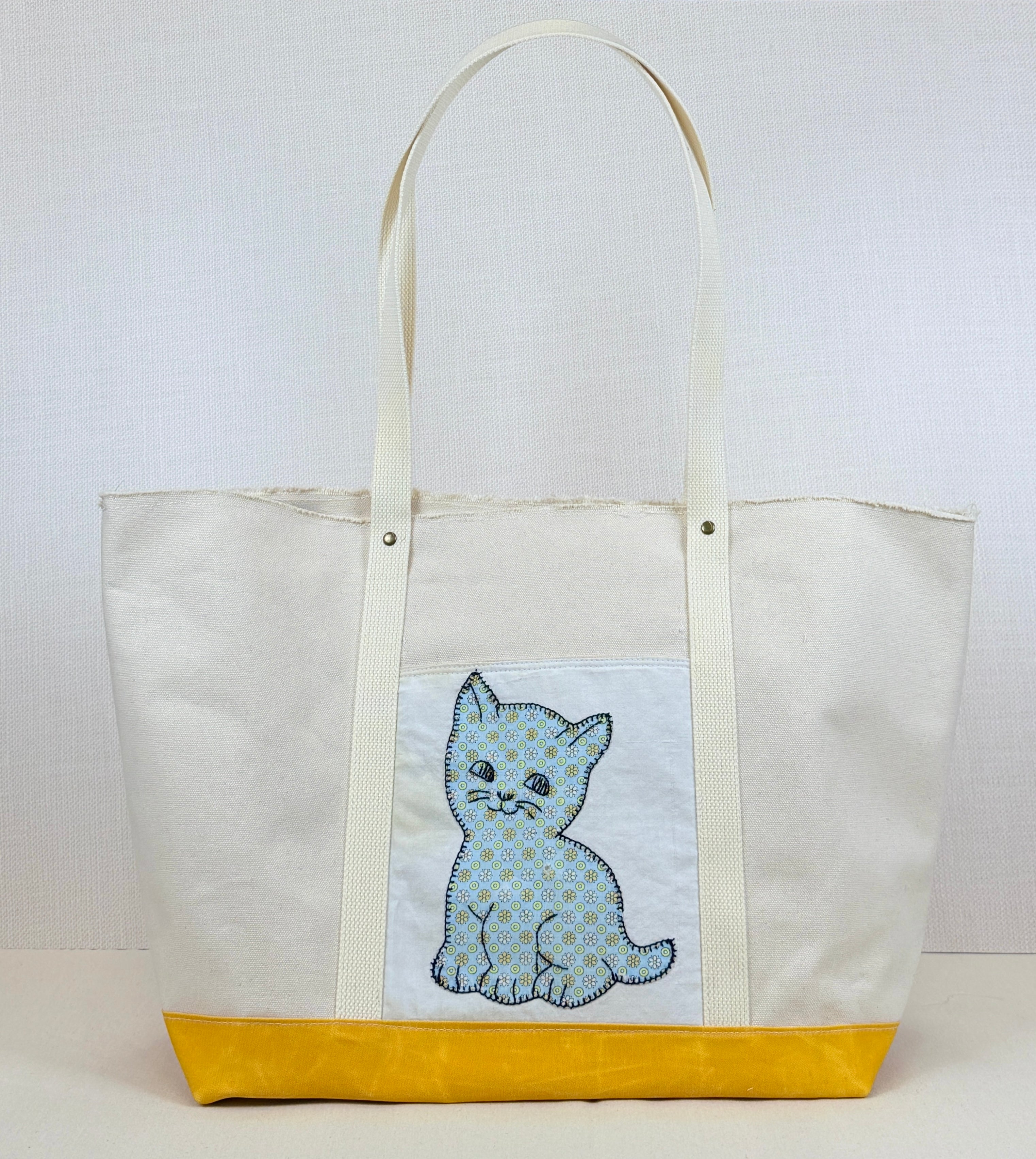 Classic Pocket Tote with Yellow Mustard Canvas (5 Kittens)