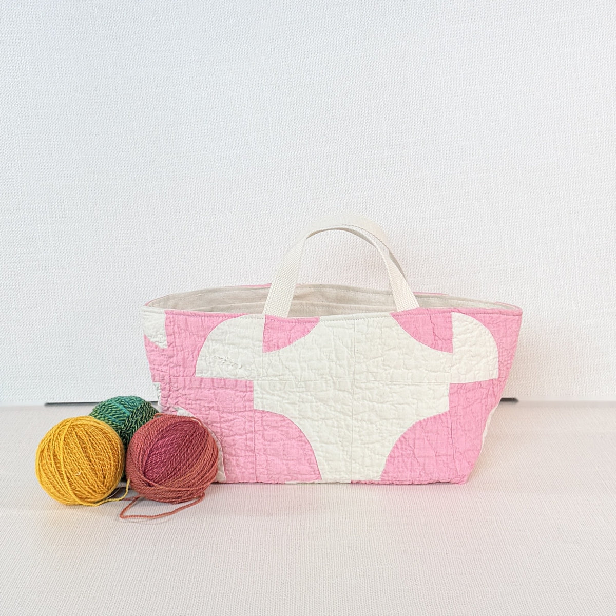 Maker Caddy Large (Pink Drunkard's Path)