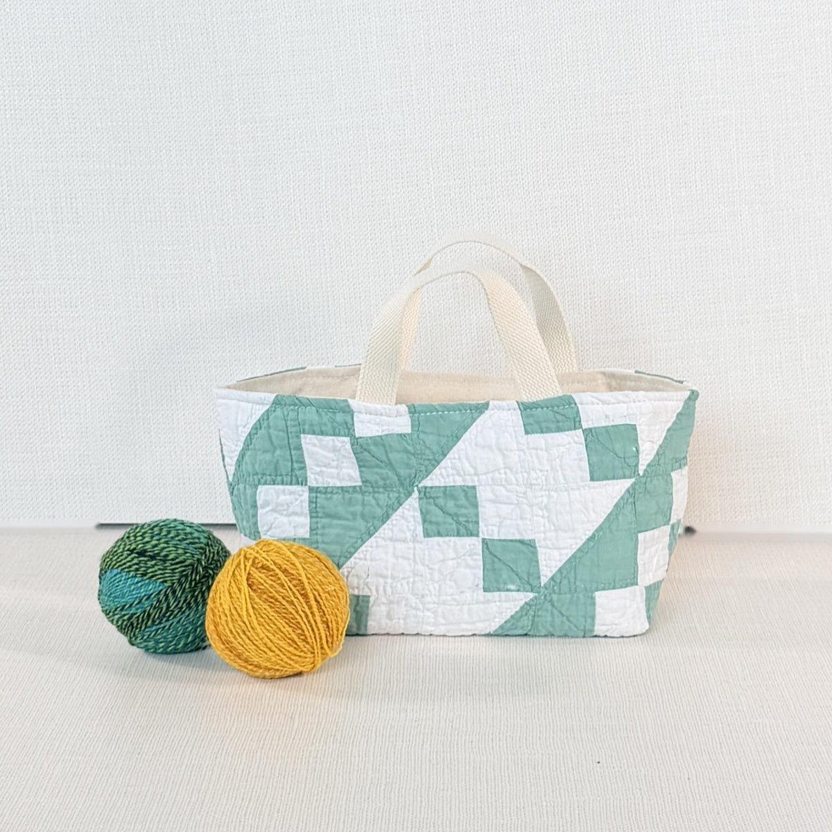 Maker Caddy Medium (Green Jacob's Ladder)