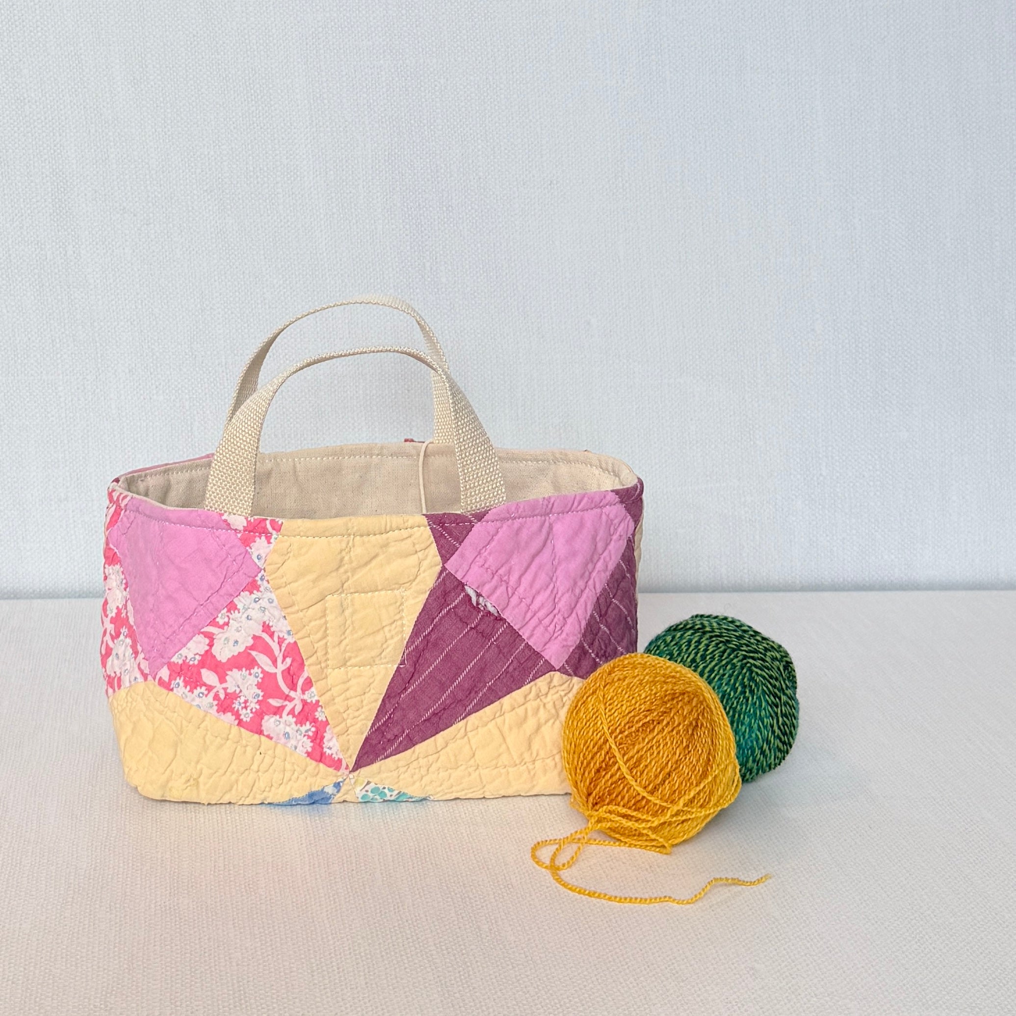Maker Caddy Medium (Yellow Hummingbird with Brown)