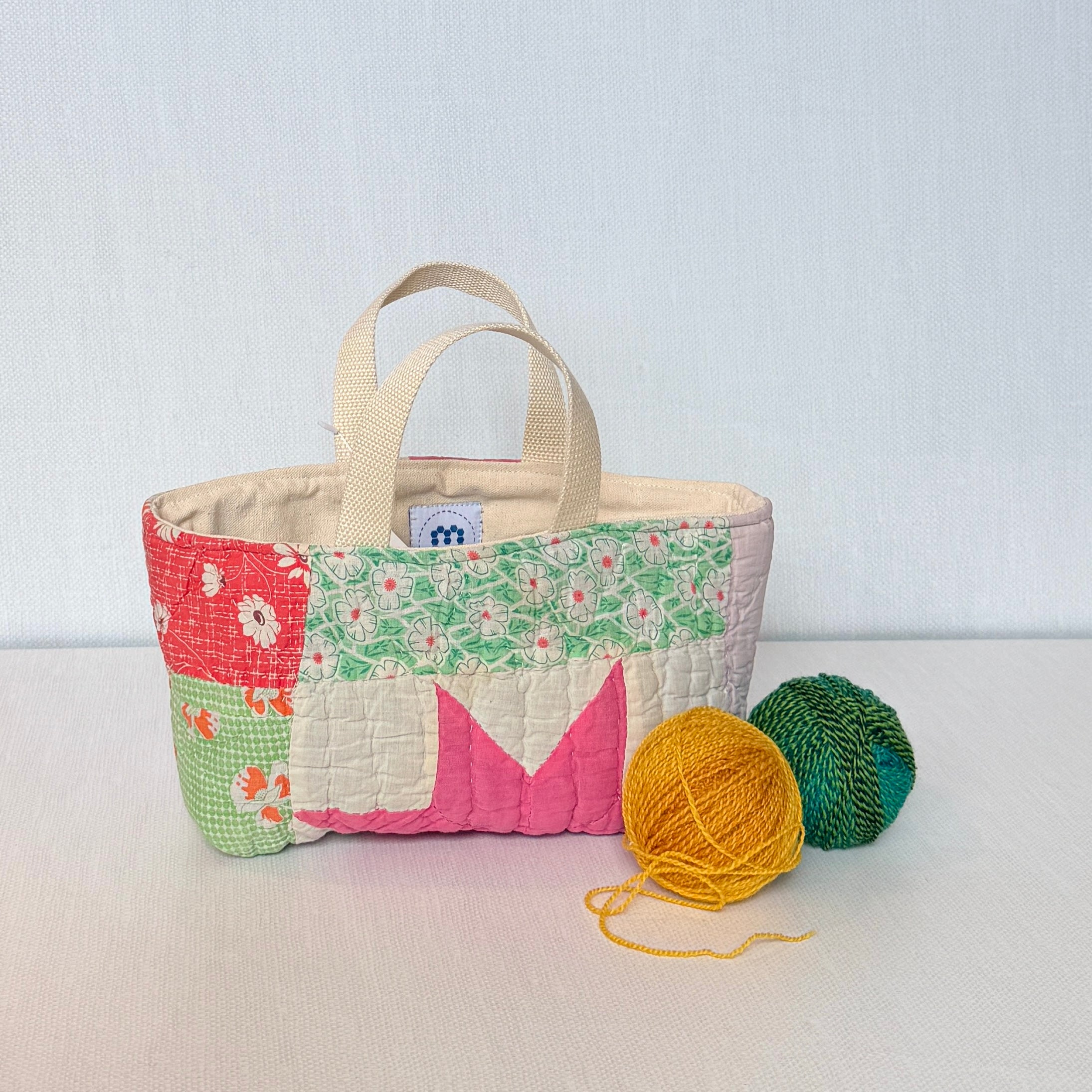 Maker Caddy Medium (Pink 8 Point Star)