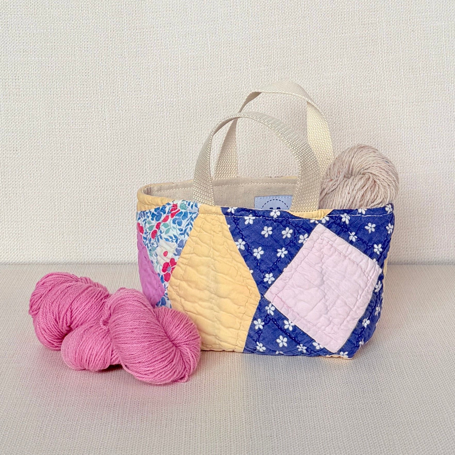 Maker Caddy Small (Yellow Hummingbird with Blue)