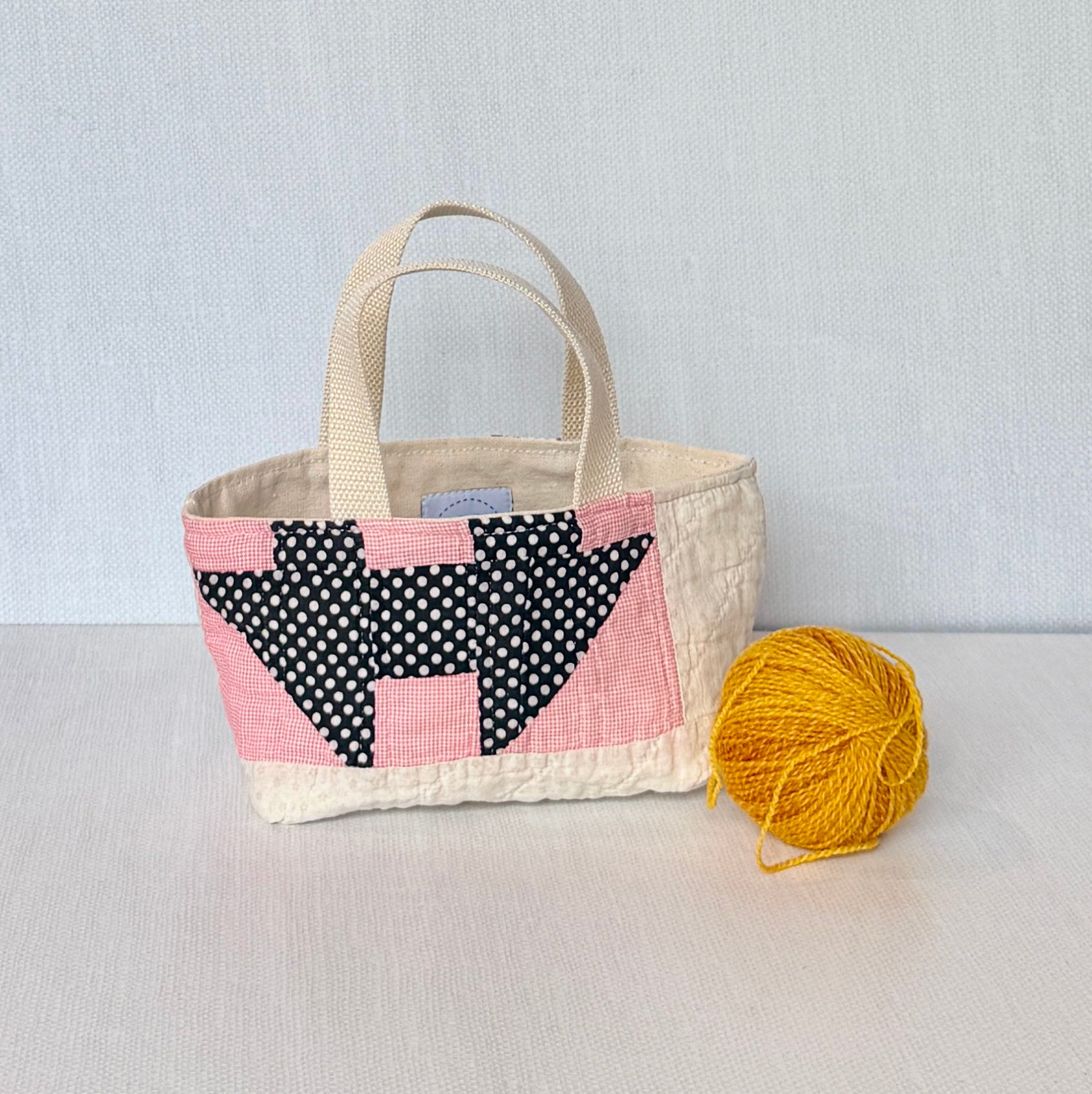Maker Caddy Small (Pink with Black Churn Dash )