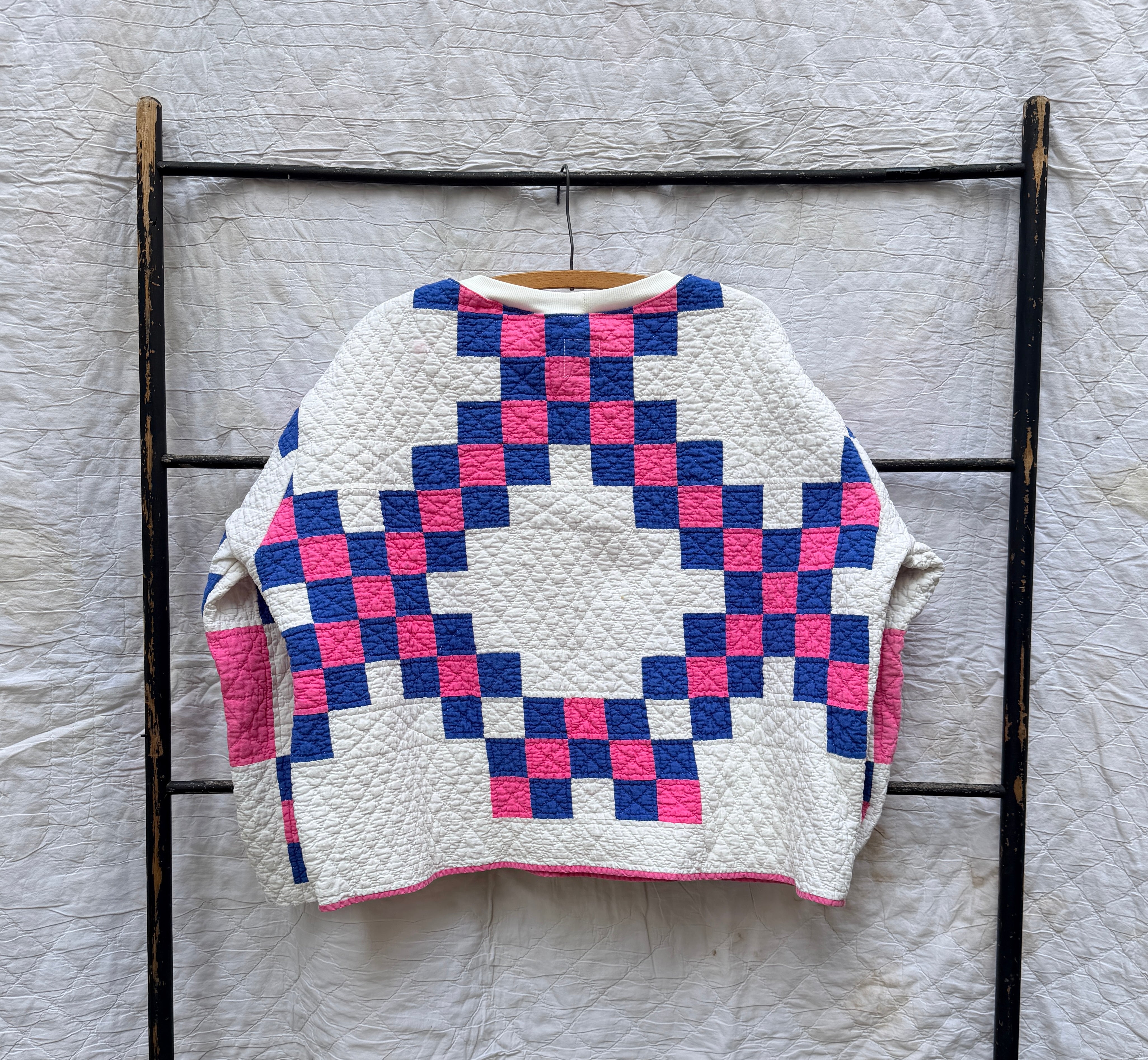Popover (Bright Pink & Blue Irish Chain)