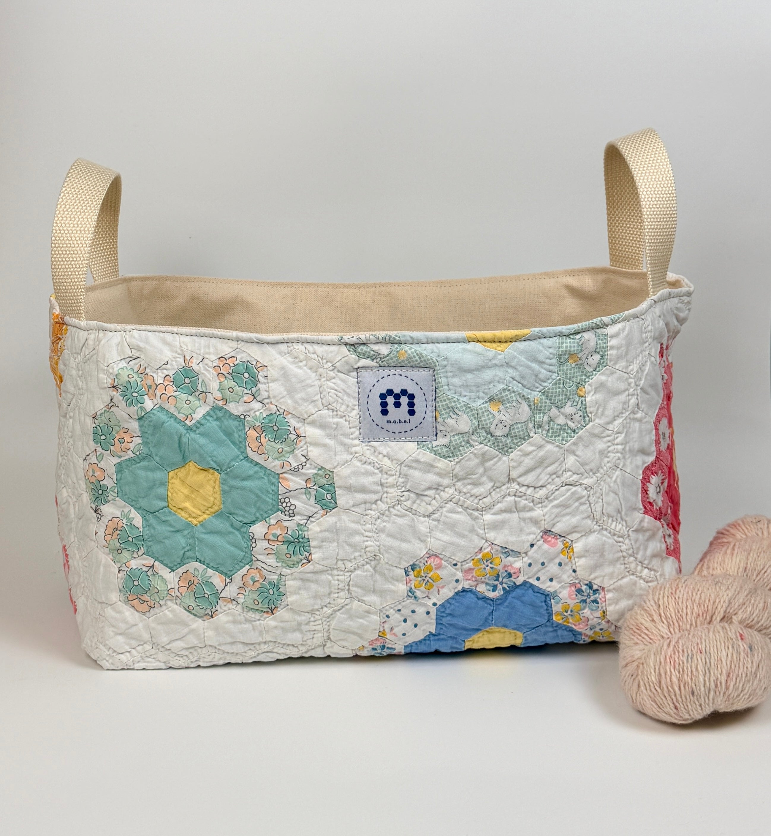 Quilt Basket (Fussy Cut Grandma's Flower Garden)