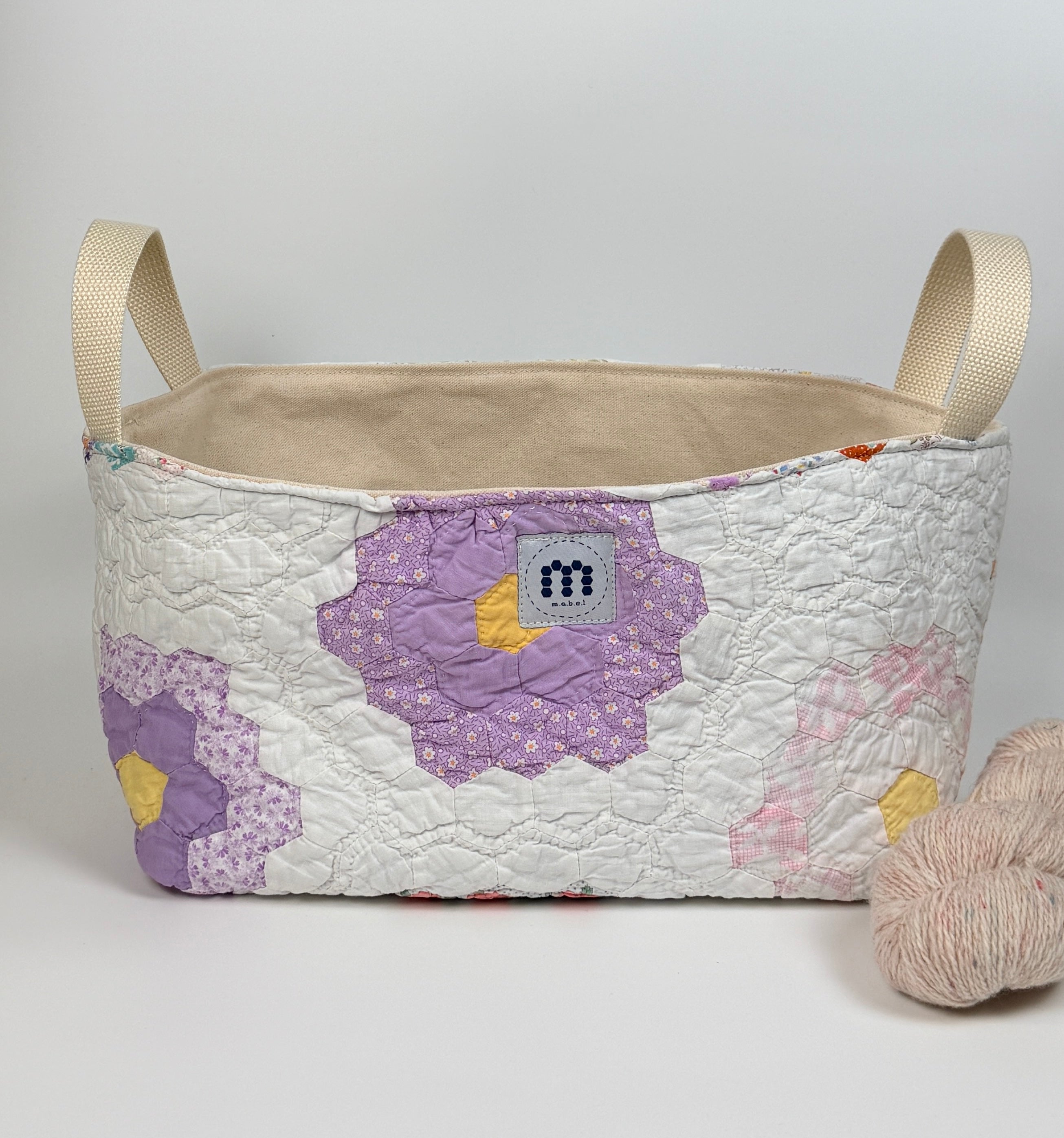 Quilt Basket (Fussy Cut Grandma's Flower Garden)