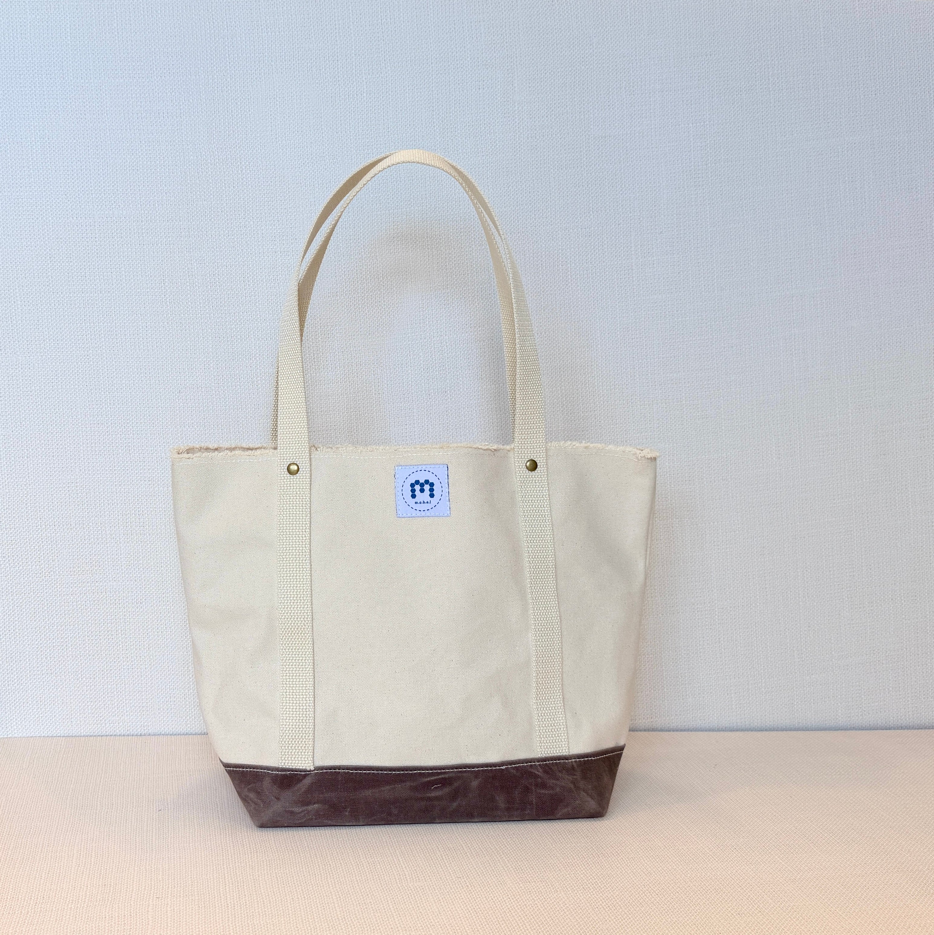 The Skipper Pocket Tote (Mushroom Canvas)