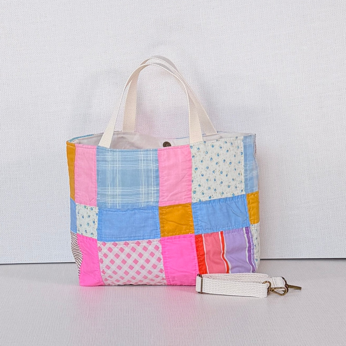 Studio Tote (60s Squares)