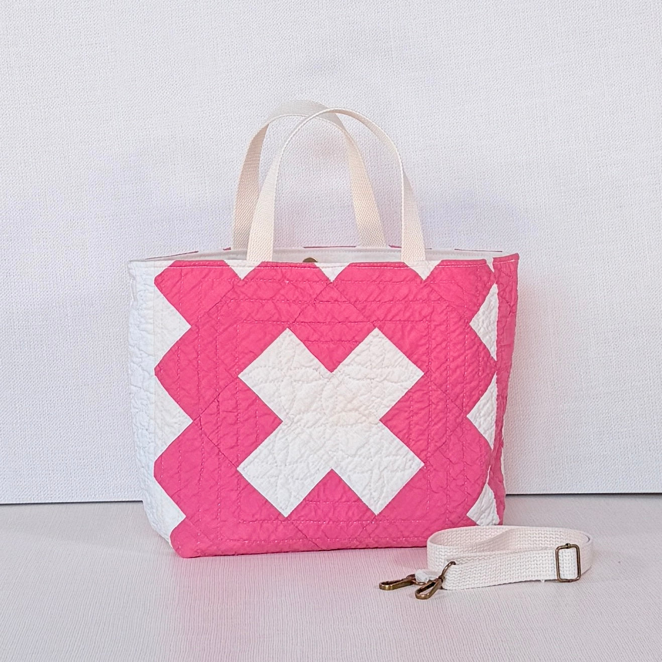Studio Tote (Dark Pink Barn Door)