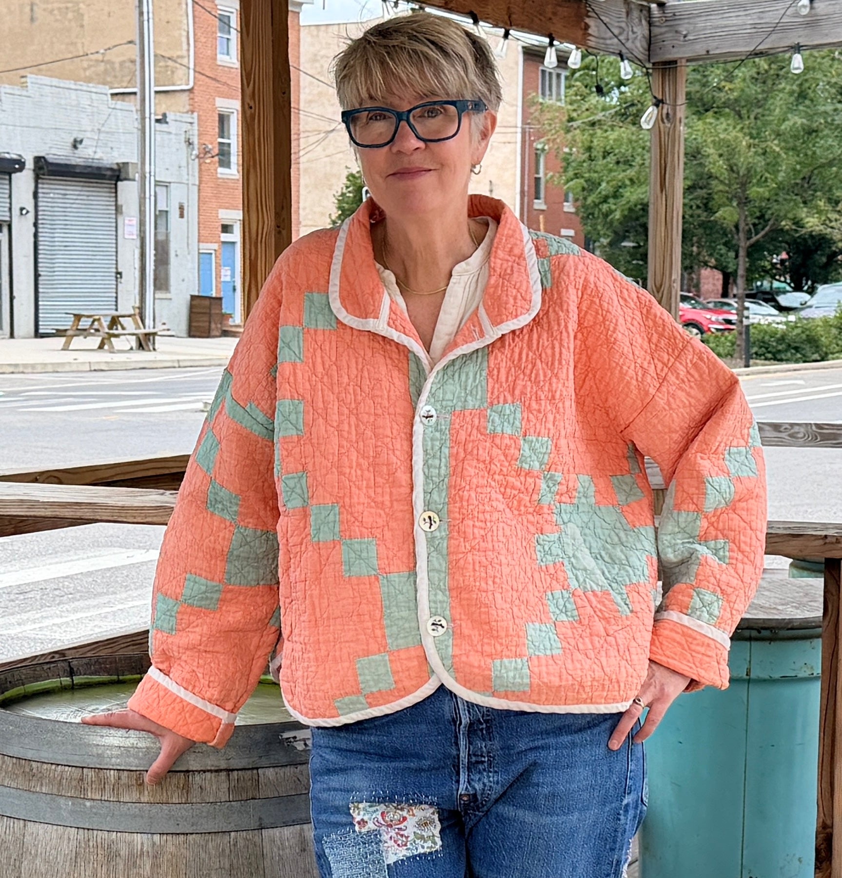 Stadium Jacket (M/L) (Circus Peanut)