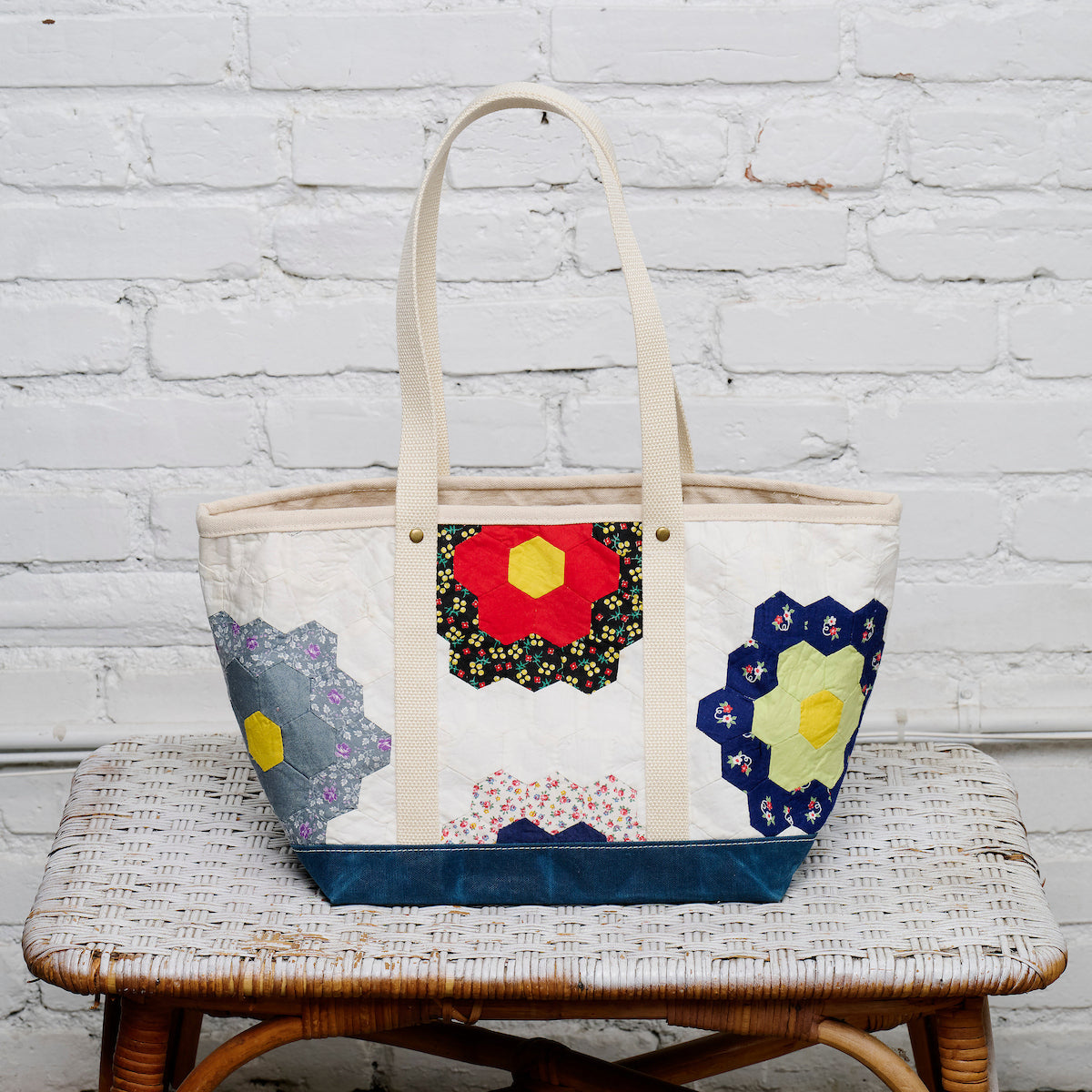 Waxed Canvas Tote Medium (Blue #10)