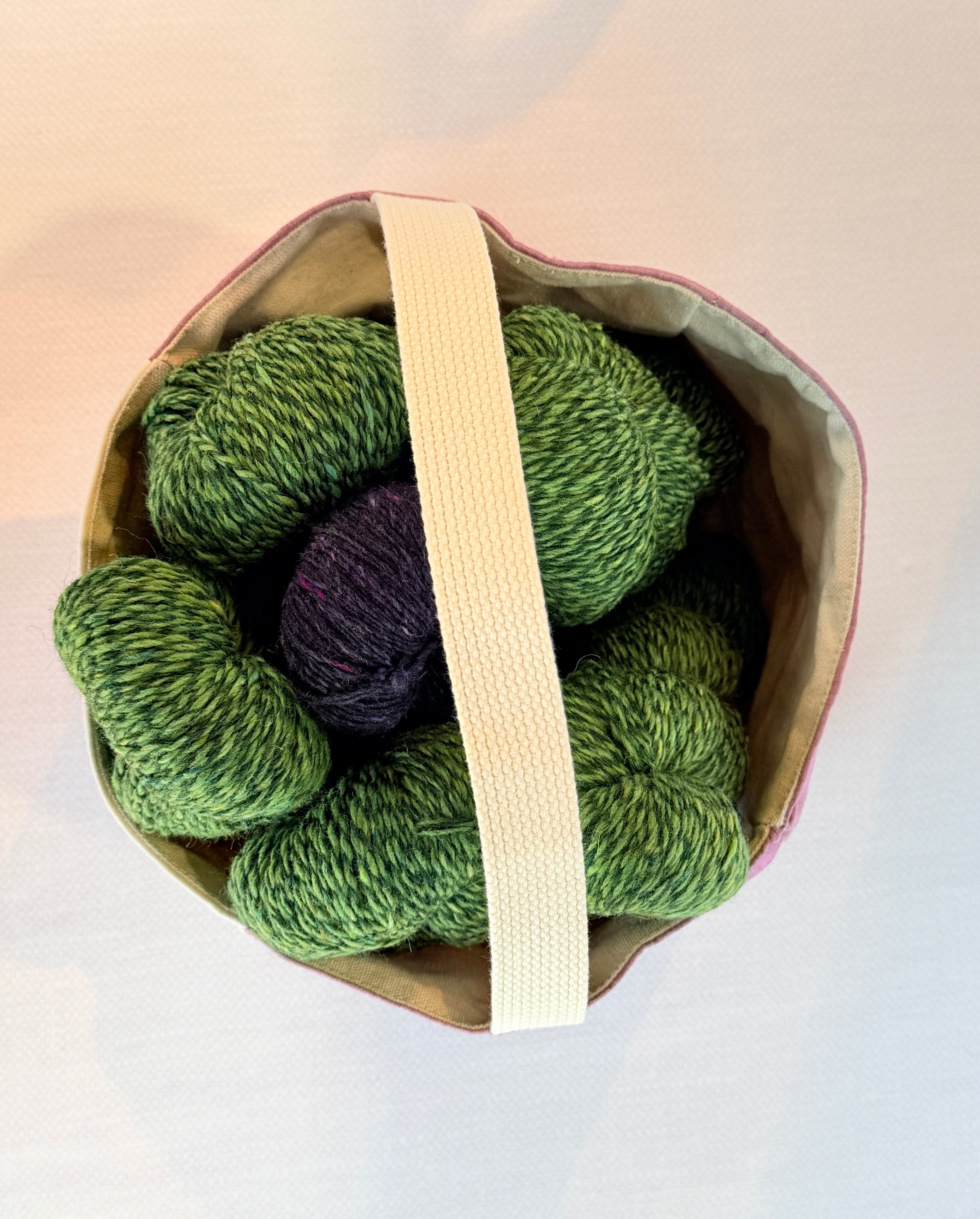 Bunny Basket (Dark Teal with Pink Bunny)