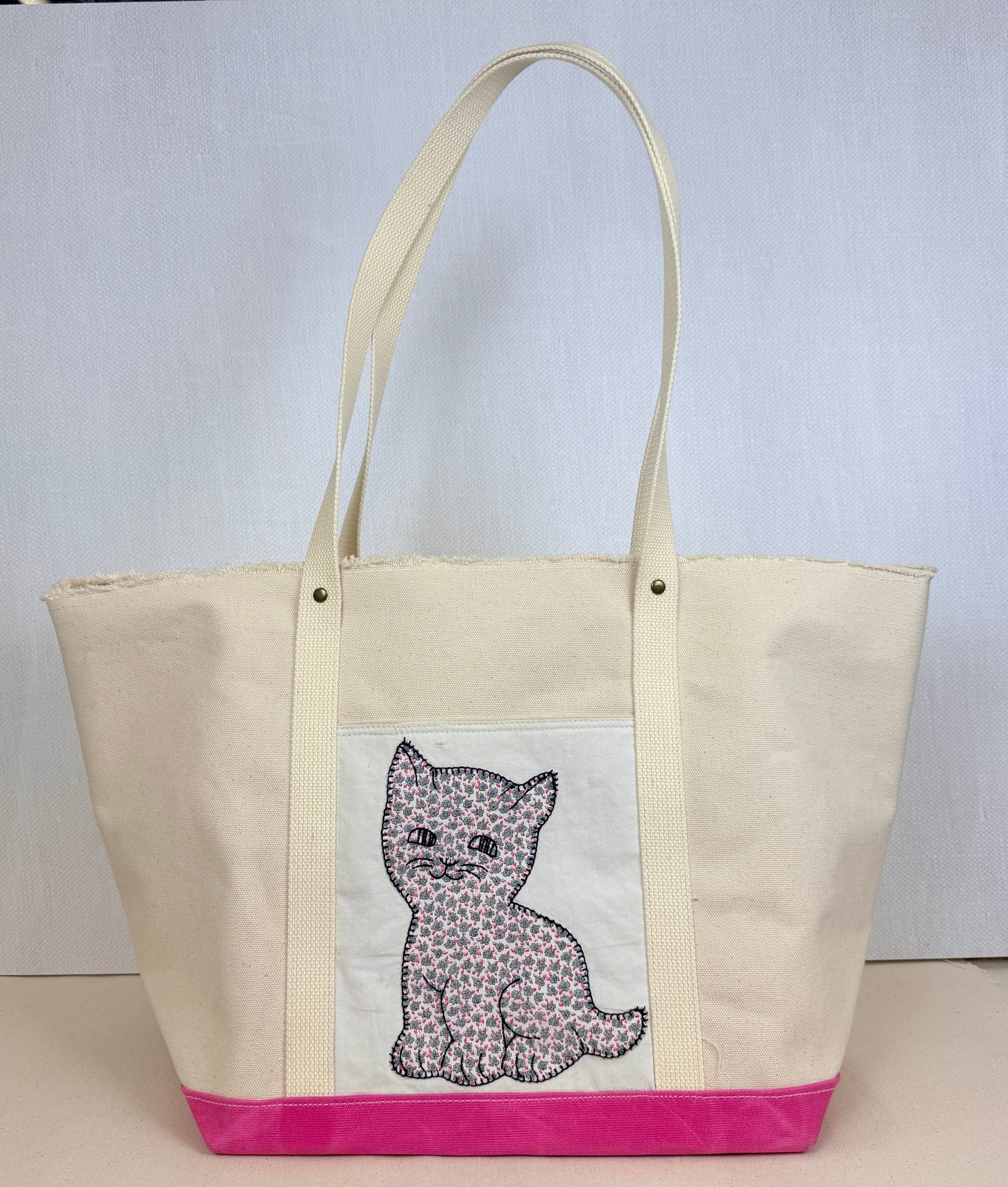 Classic Pocket Tote with Pink Canvas (11 Kittens)