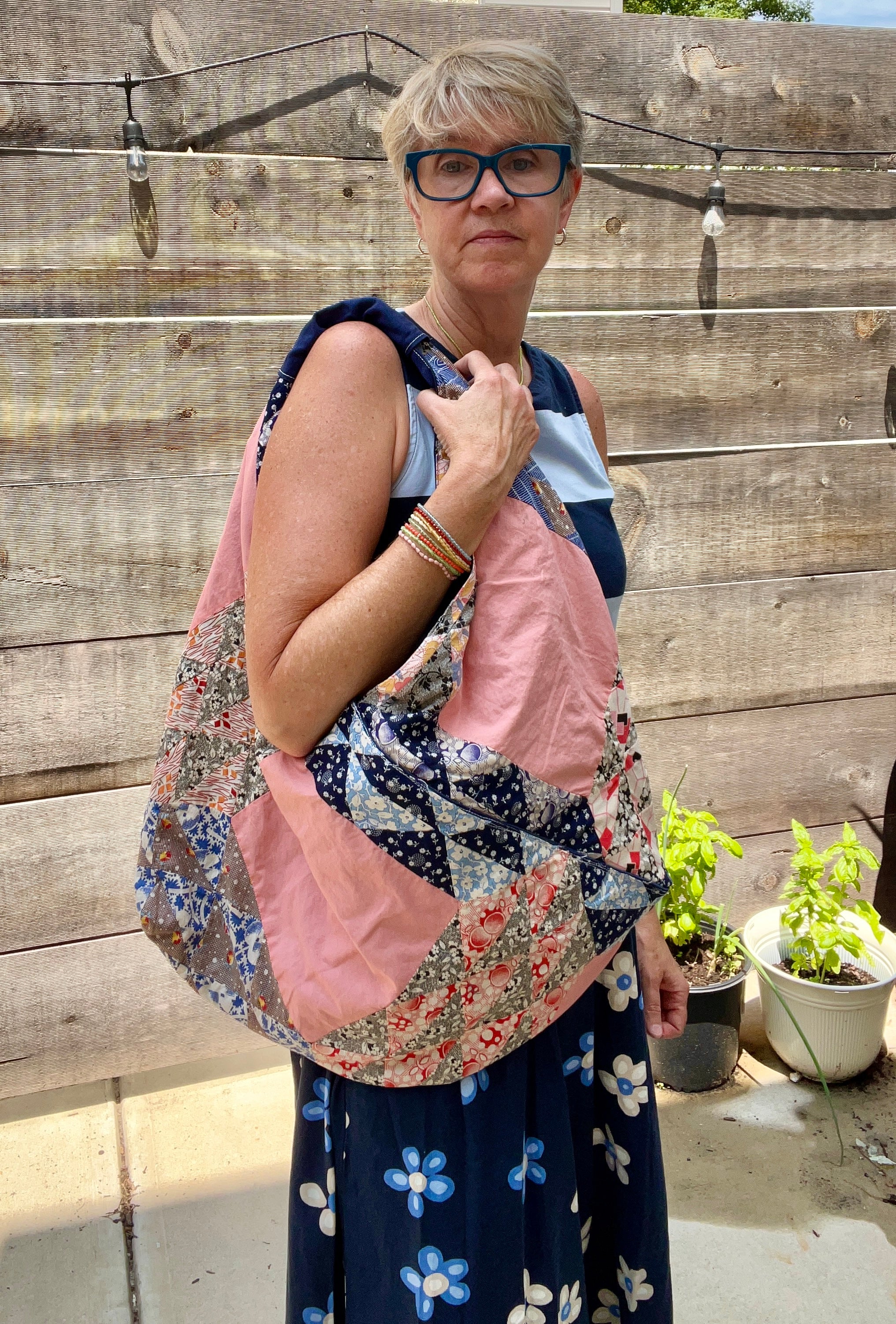 Origami Tote (Lavender Feedsack 9 Patch-navy lining)