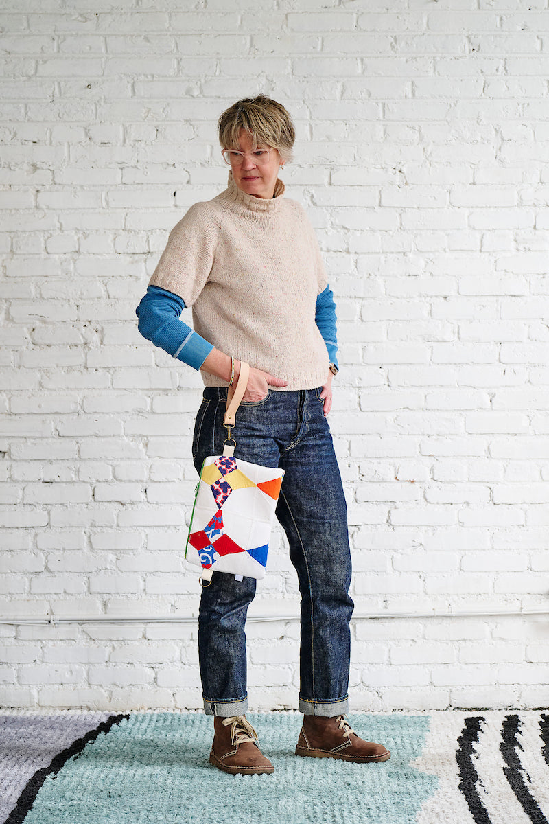 Quilt Top Crossbody/Wristlet (Small Hummingbird)