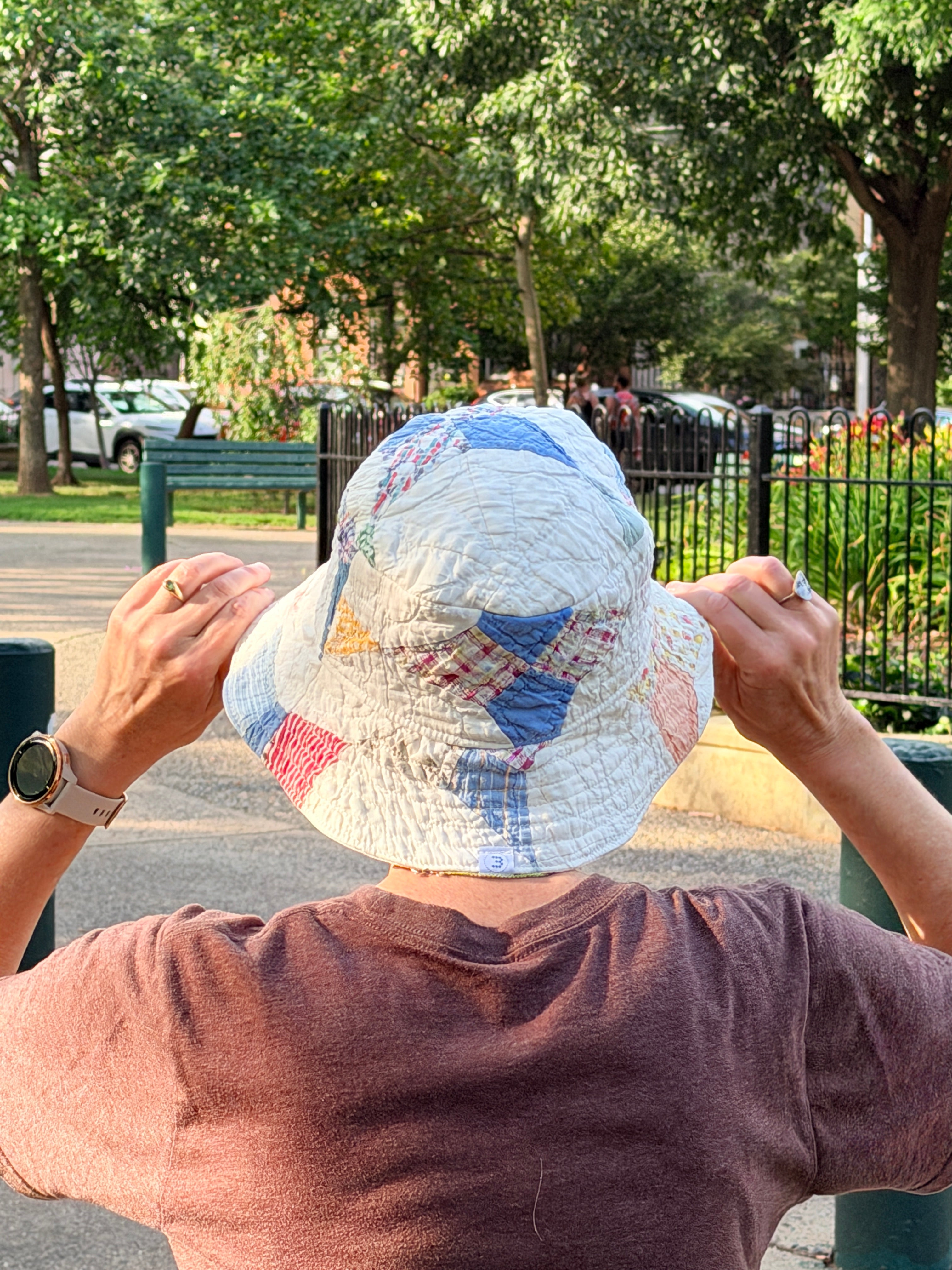 Bucket Hat (Feedsack Hummingbird)
