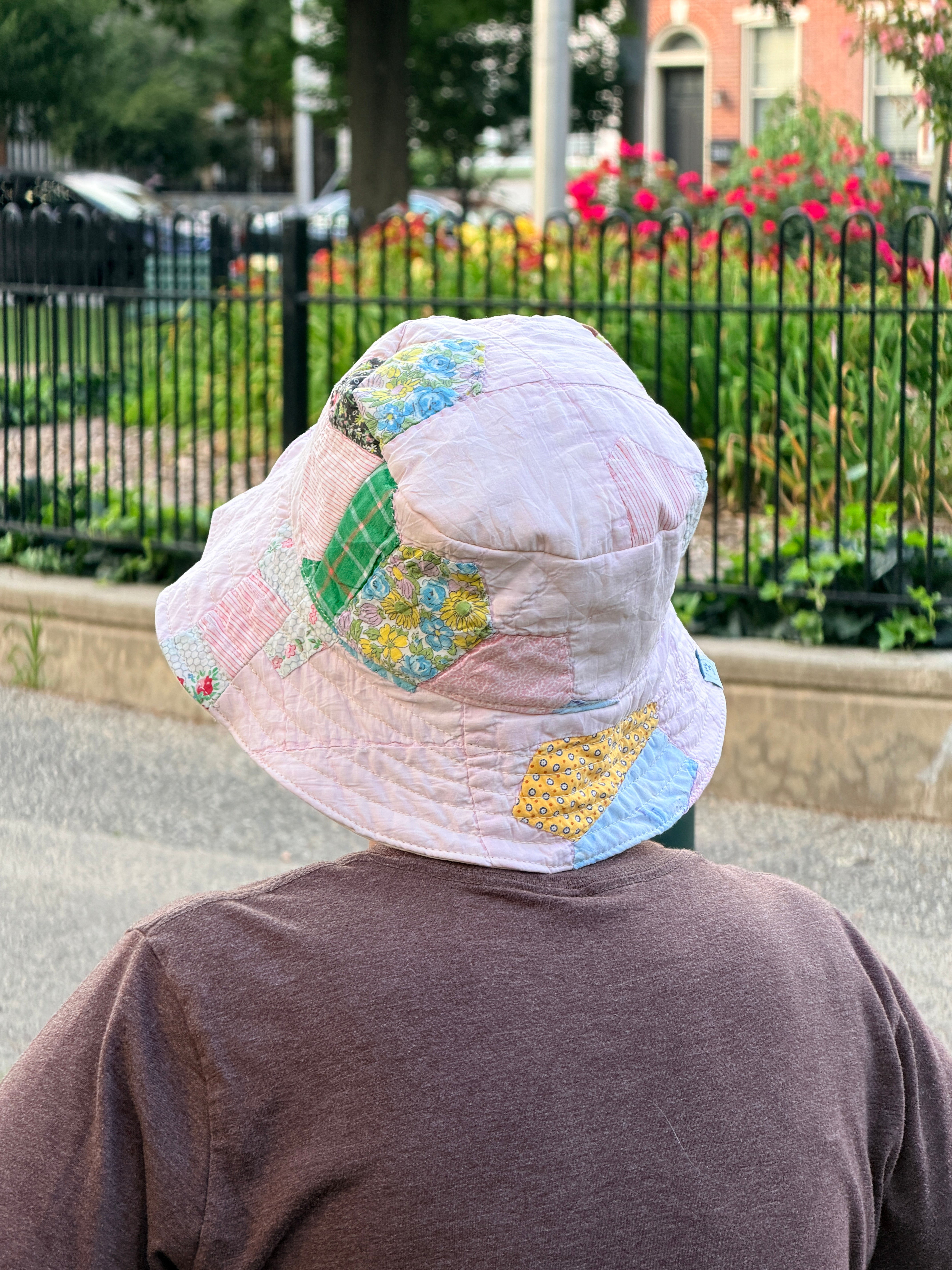 Bucket Hat (Pink Dresden Plate)
