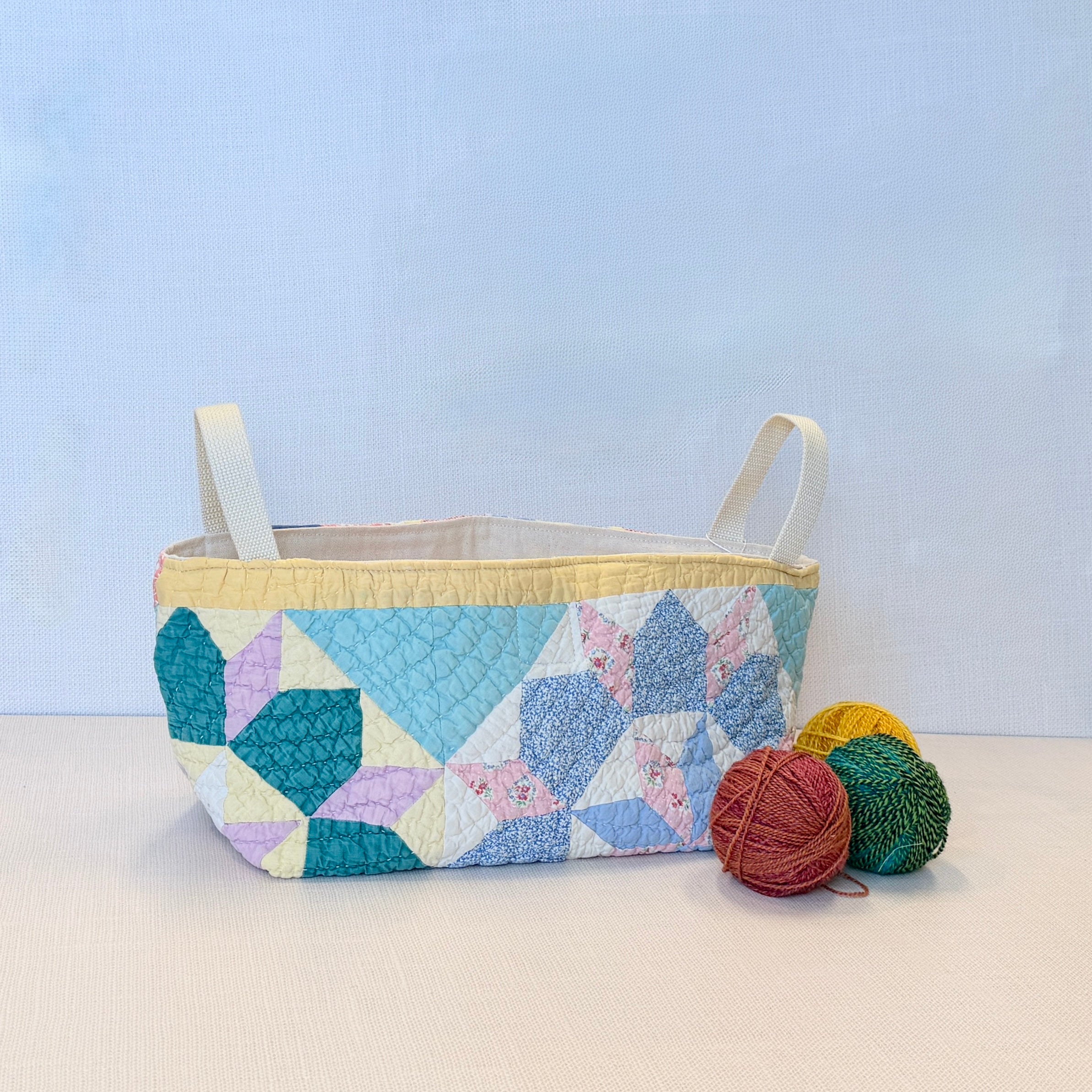 Quilt Basket (Scrappy Teal 8 Point Star)