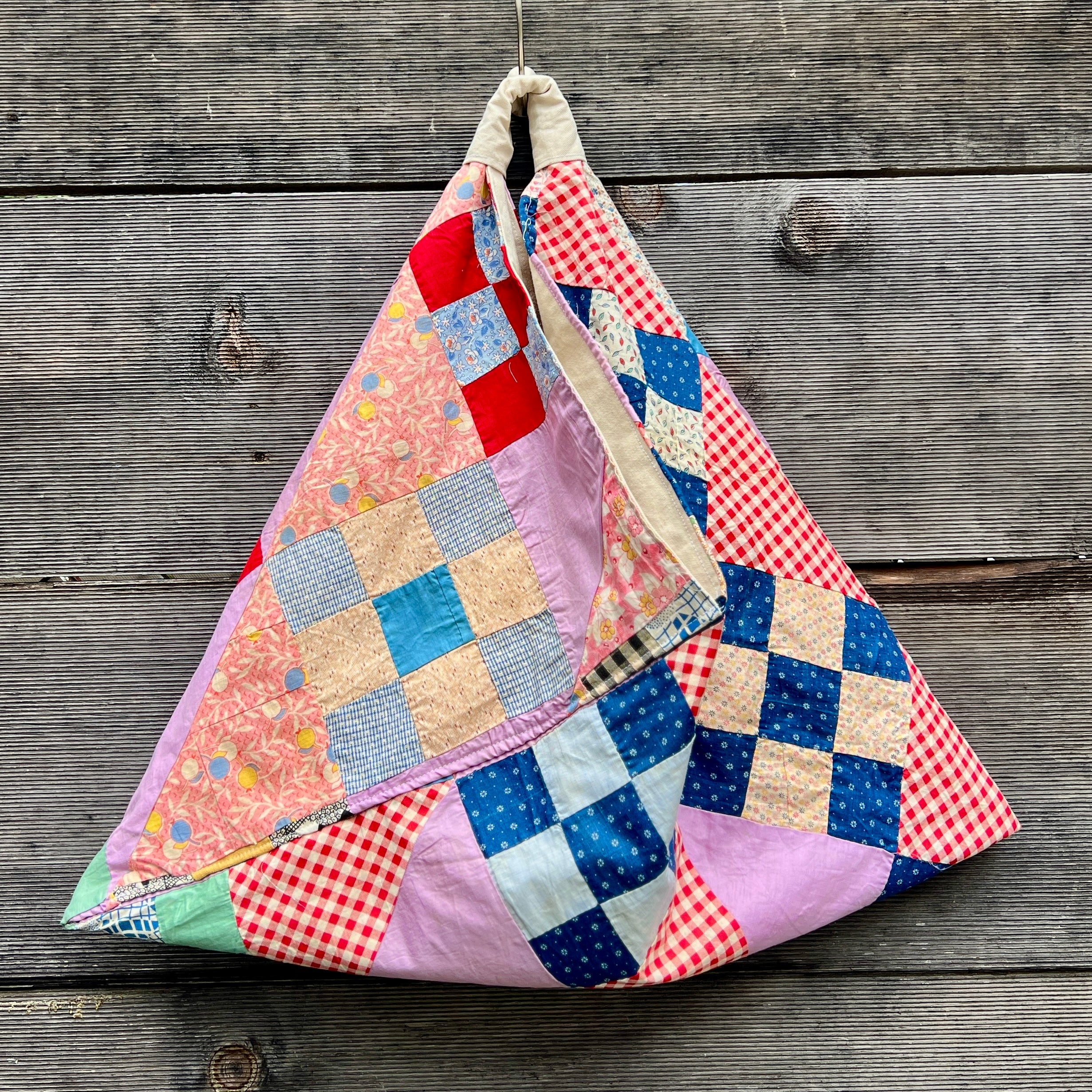 Origami Tote (Lavender Feedsack 9 Patch-natural lining)