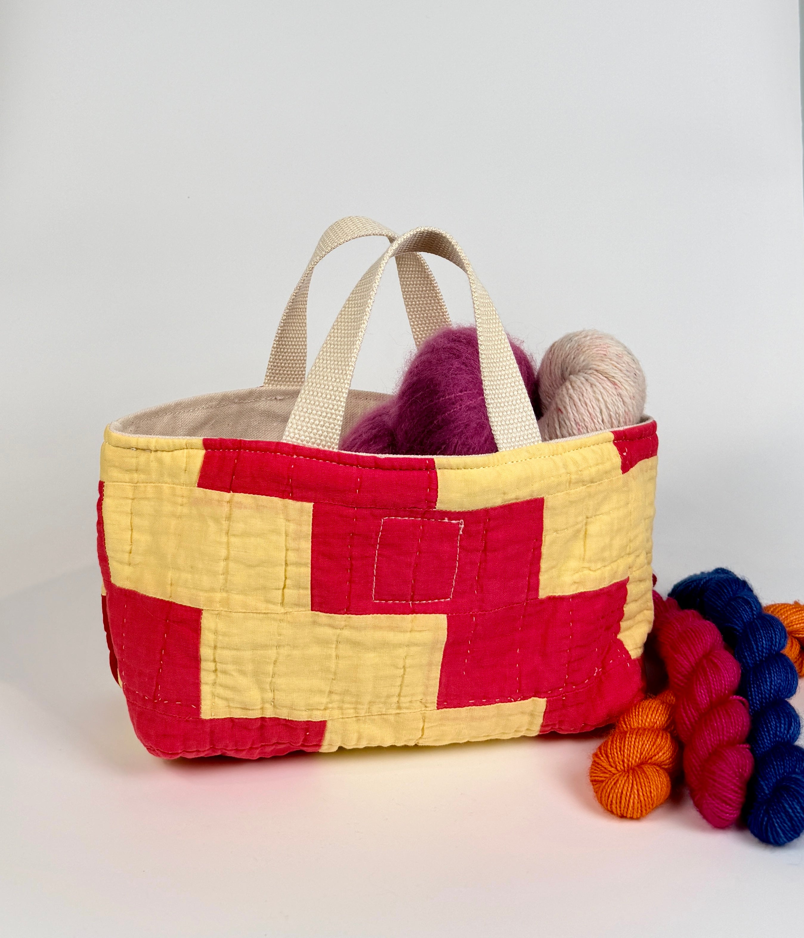 Maker Caddy Medium (Red & Yellow Zig Zag)