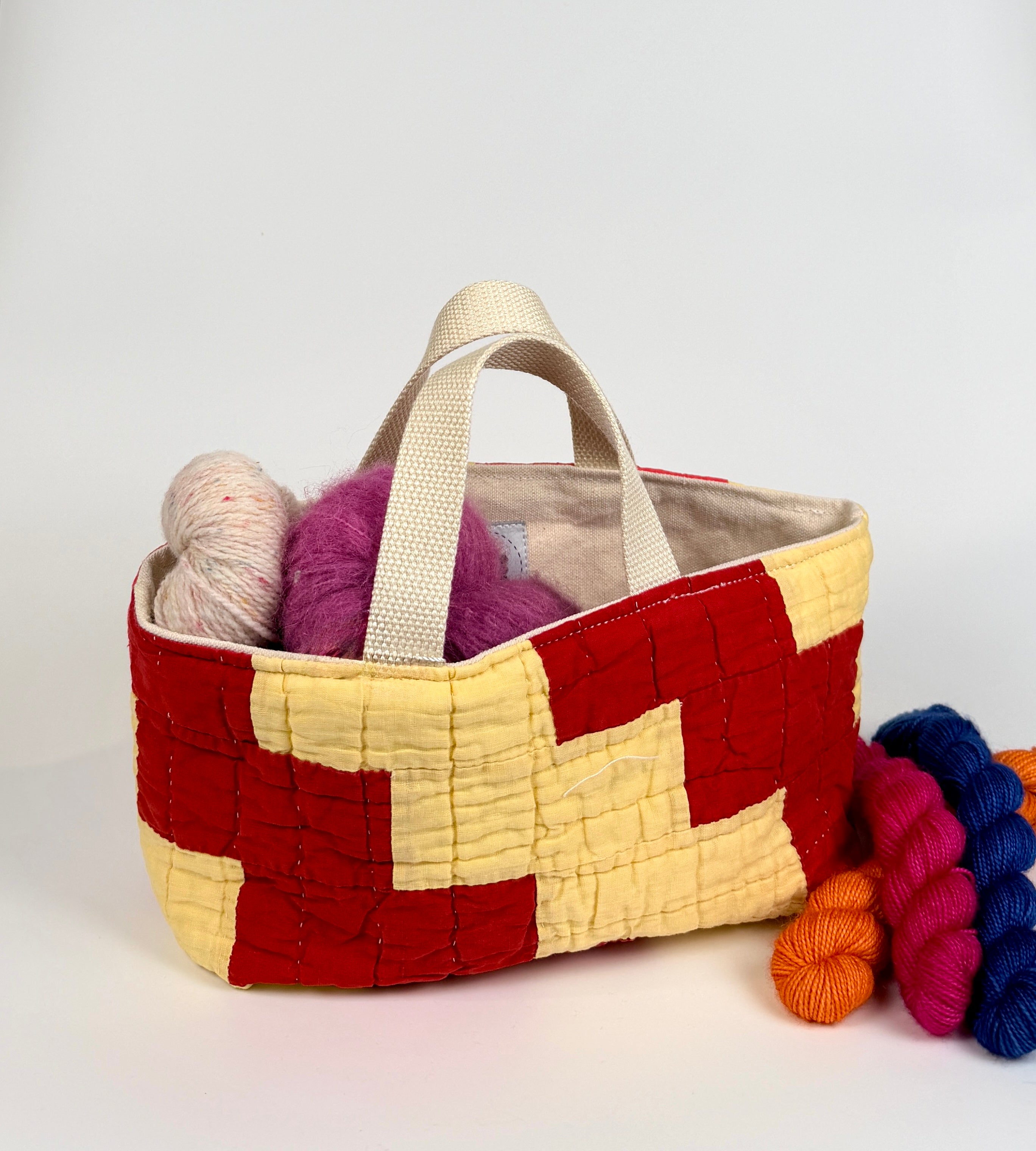 Maker Caddy Medium (Red & Yellow Zig Zag)