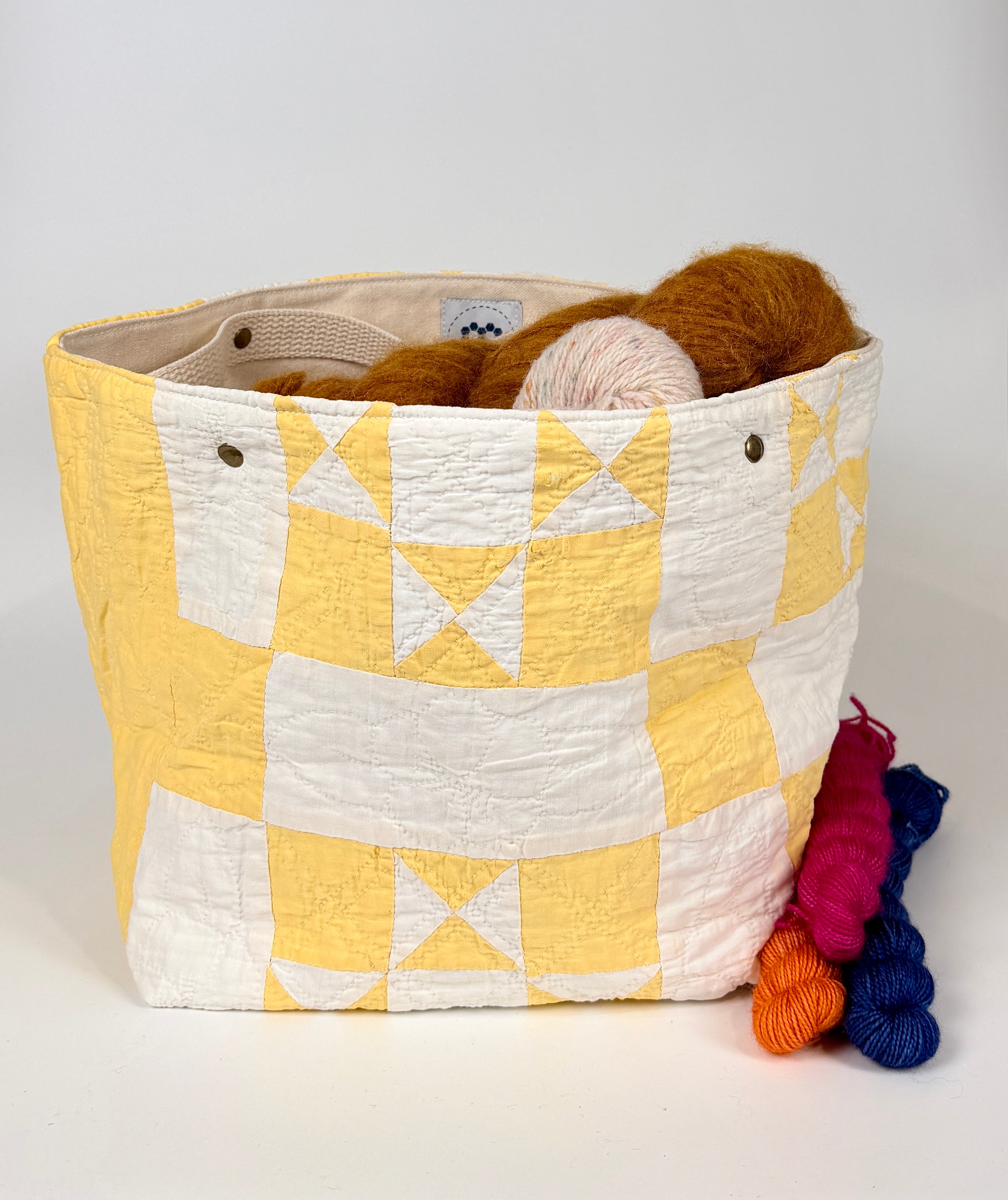 Quilt Bin (Yellow Ohio Star)