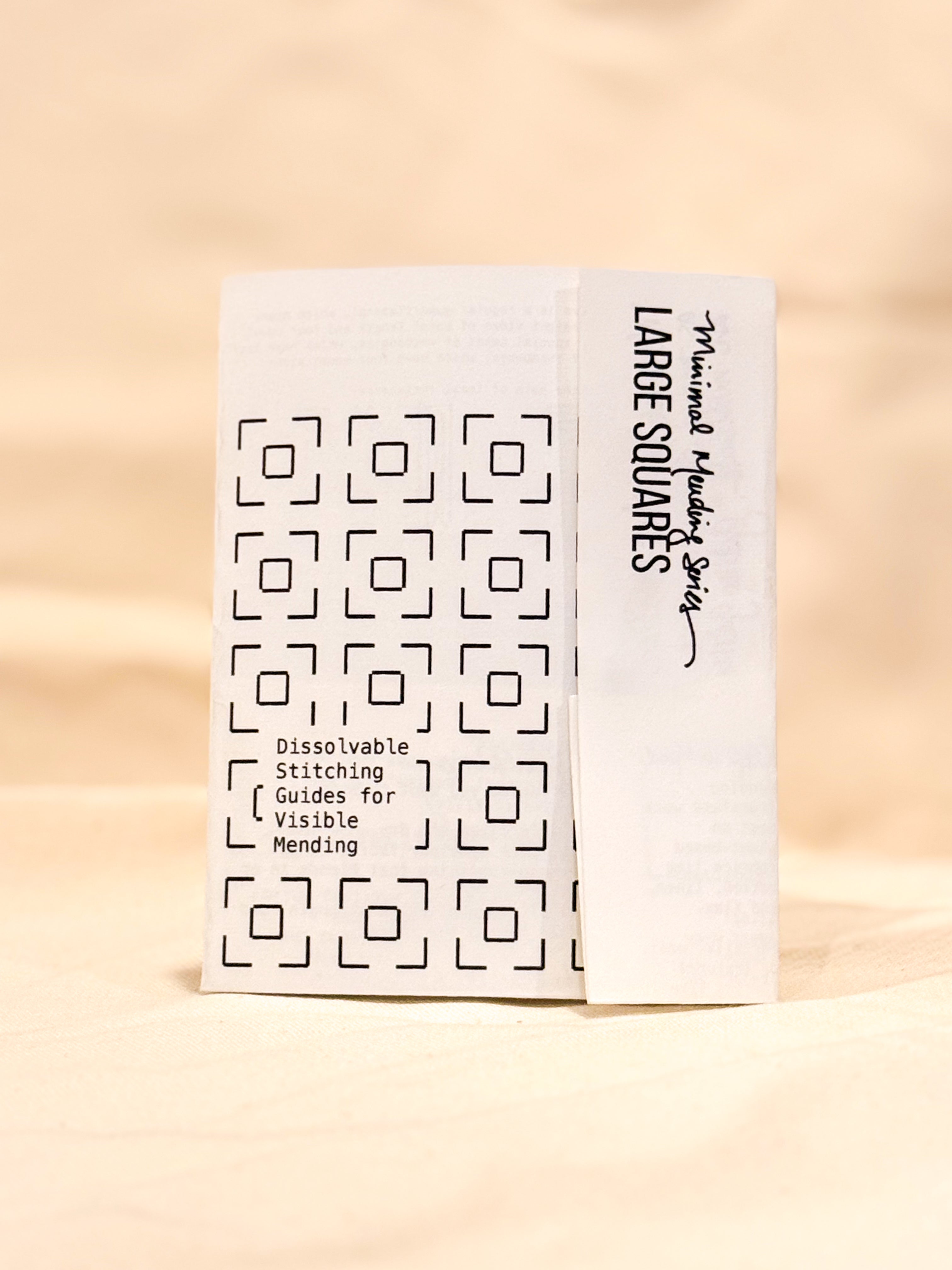 Large Squares . Minimal Mending Series