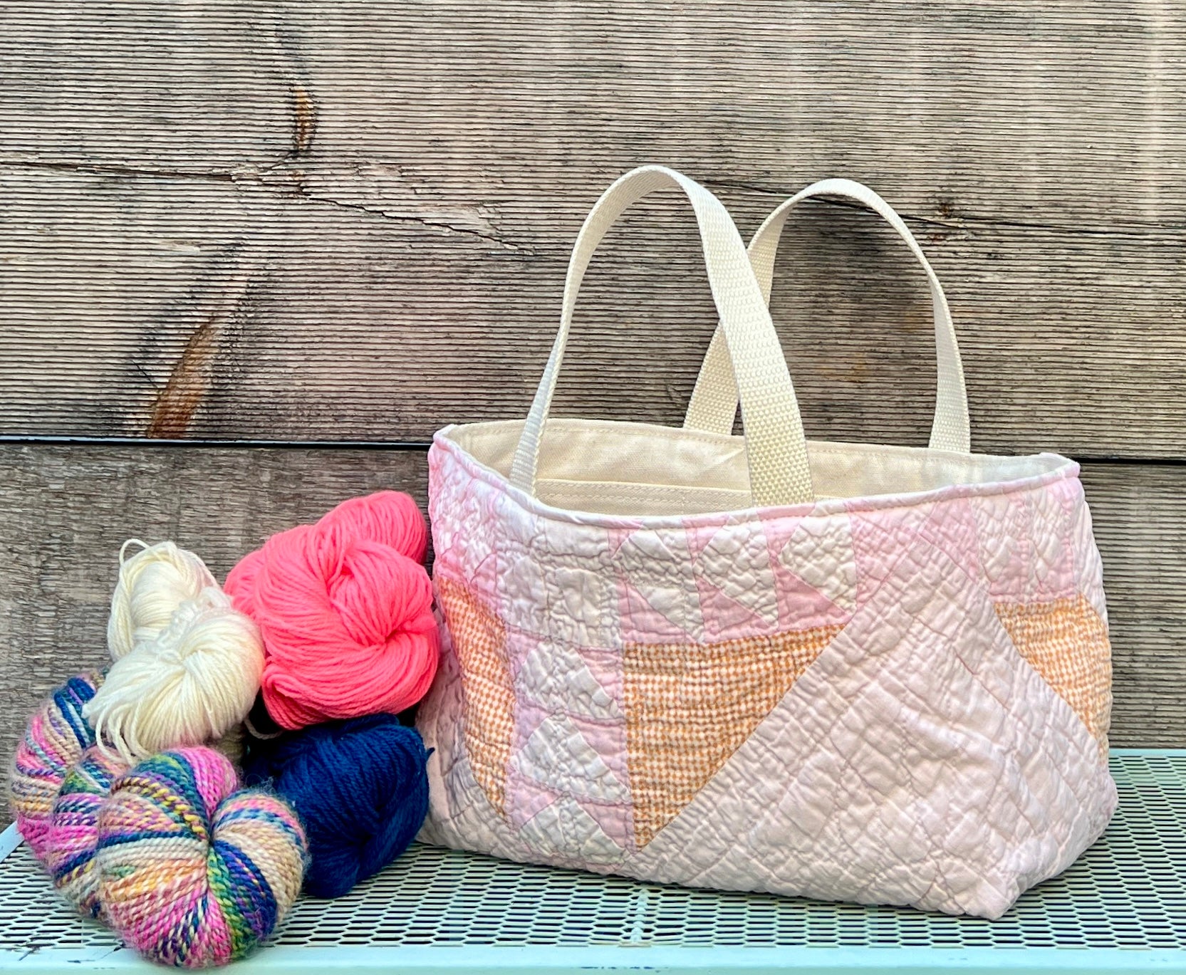 Maker Caddy XL (Pink & Orange Flying Geese)