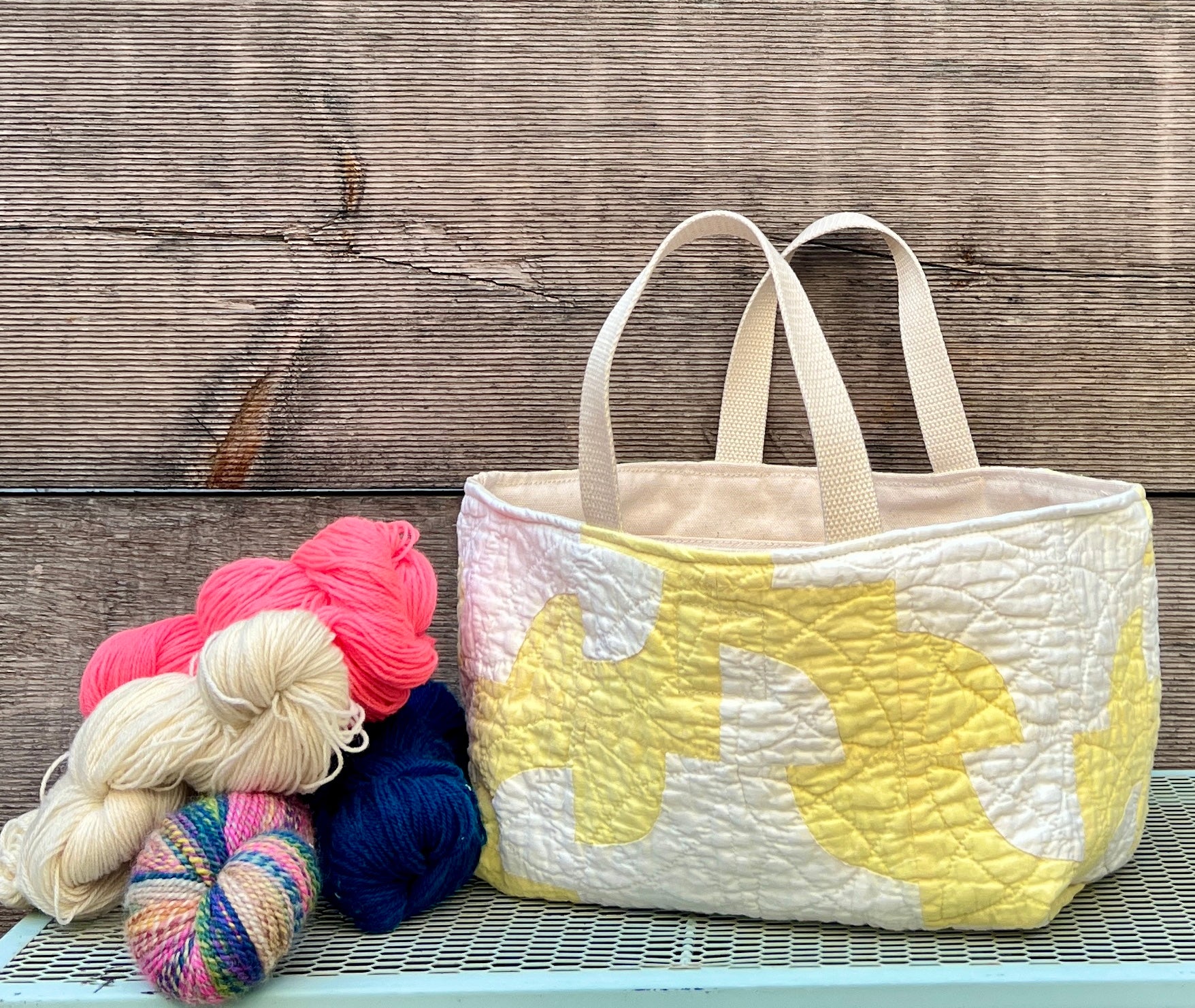Maker Caddy XL (Yellow Drunkard's Path)
