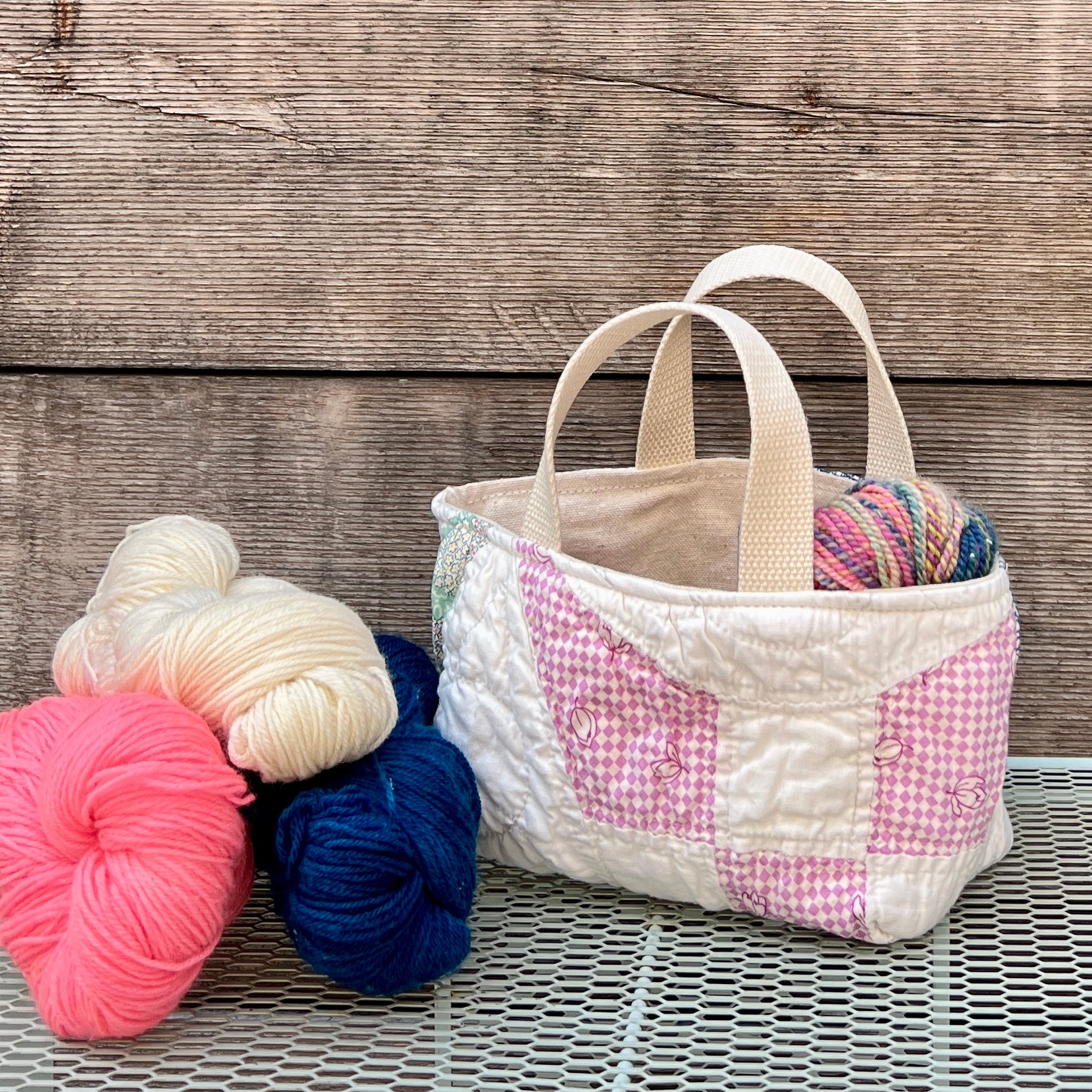 Maker Caddy Small (Feedsack Improved 9 Patch)