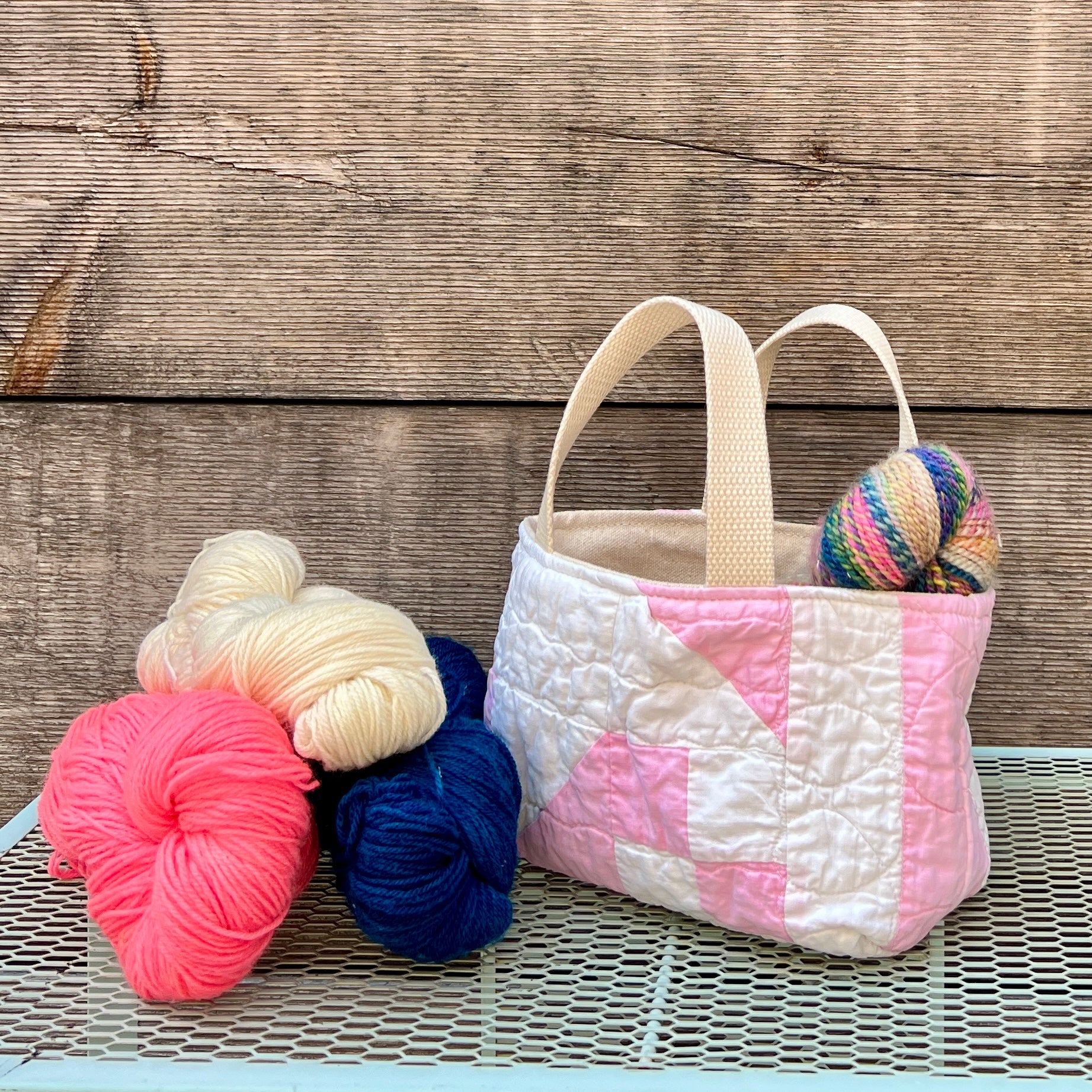 Maker Caddy Small (Pink Snail's Trail)