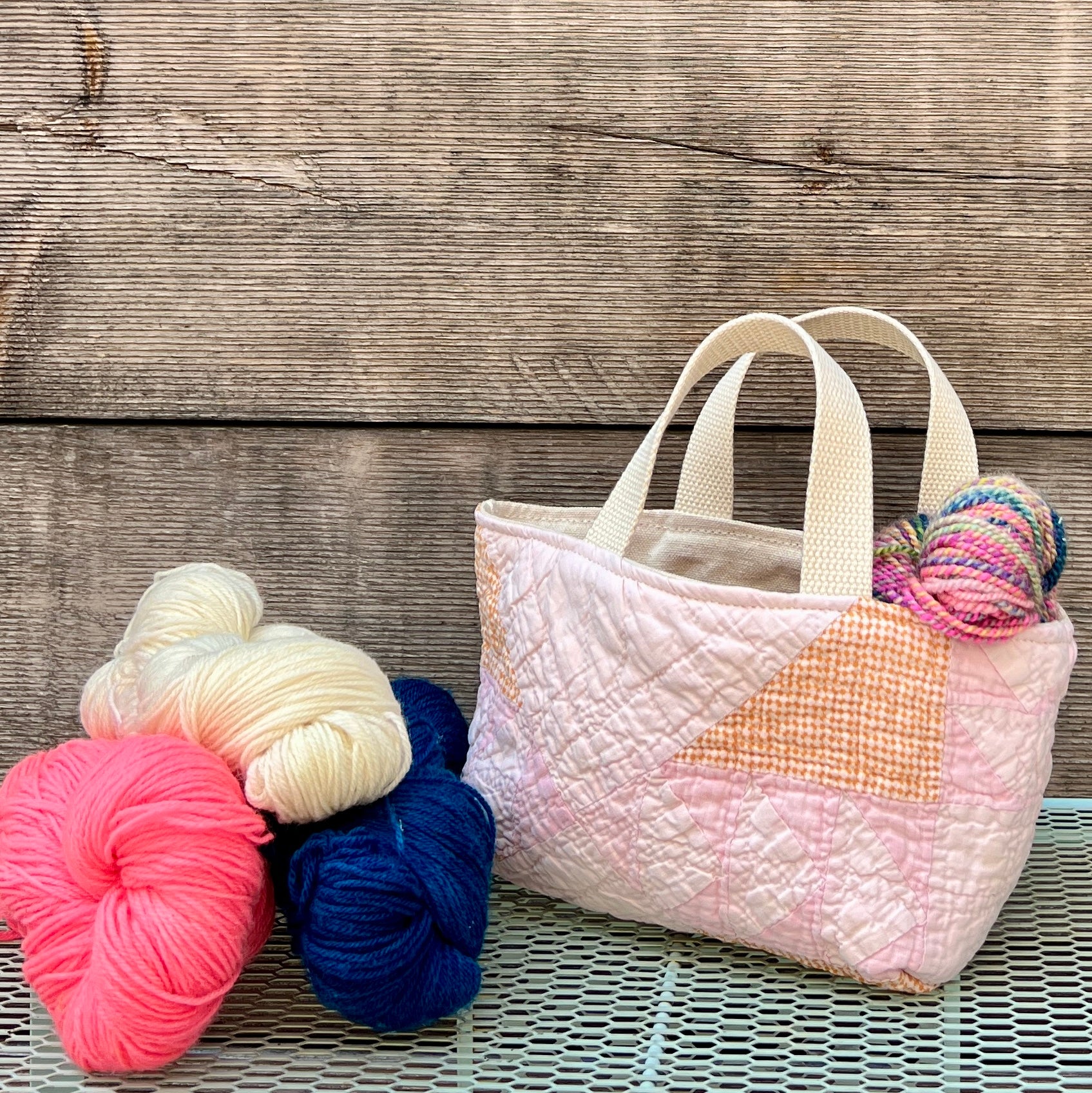 Maker Caddy Small (Pink & Orange Flying Geese)