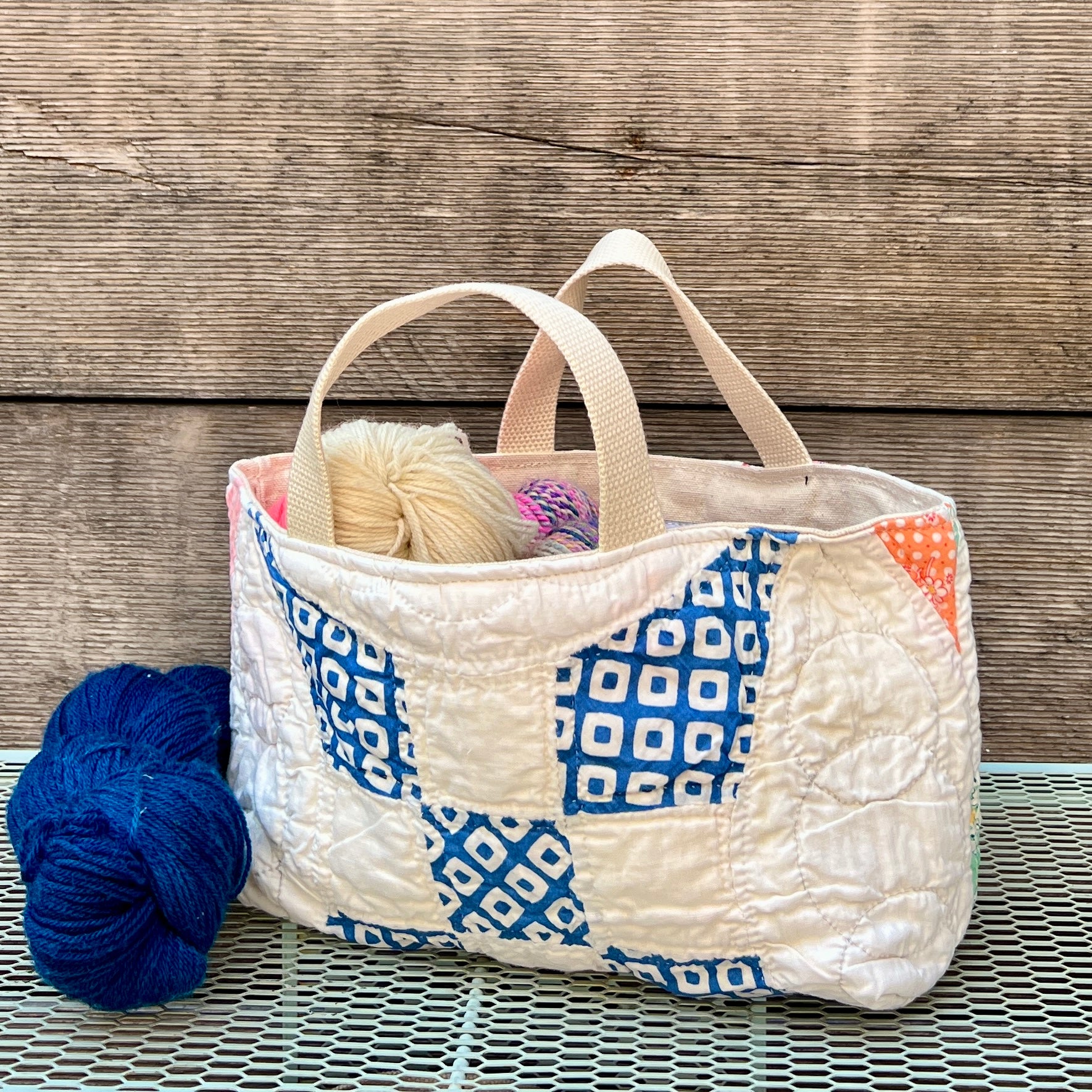 Maker Caddy Large (Feedsack Improved 9 Patch)