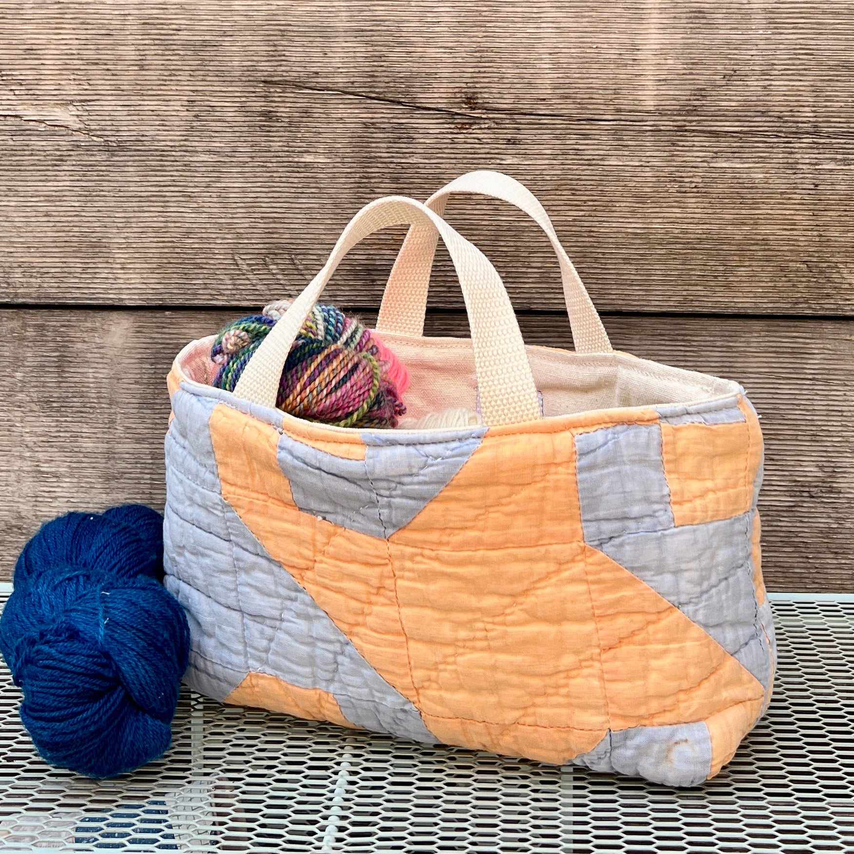 Maker Caddy Large (Orange & Blue Snail's Trail)