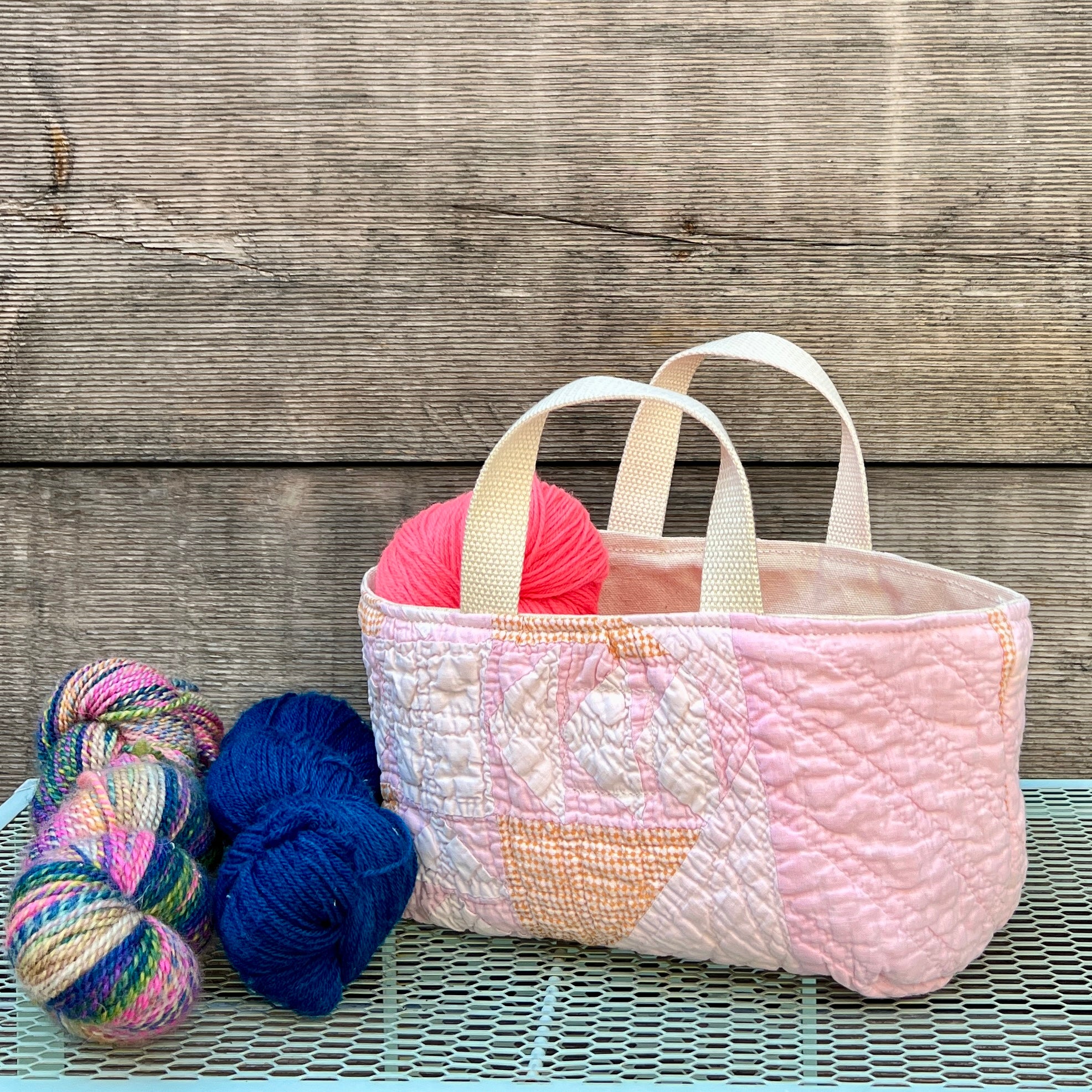 Maker Caddy Medium (Pink & Orange Flying Geese)