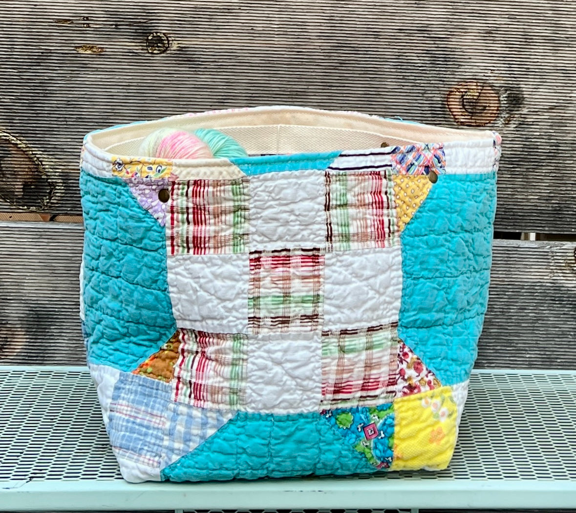 Quilt Bin (Turquoise 9 Patch)