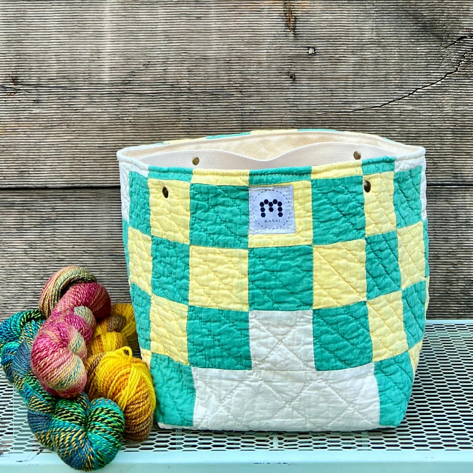 Quilt Bin (Green & Yellow Irish Chain)