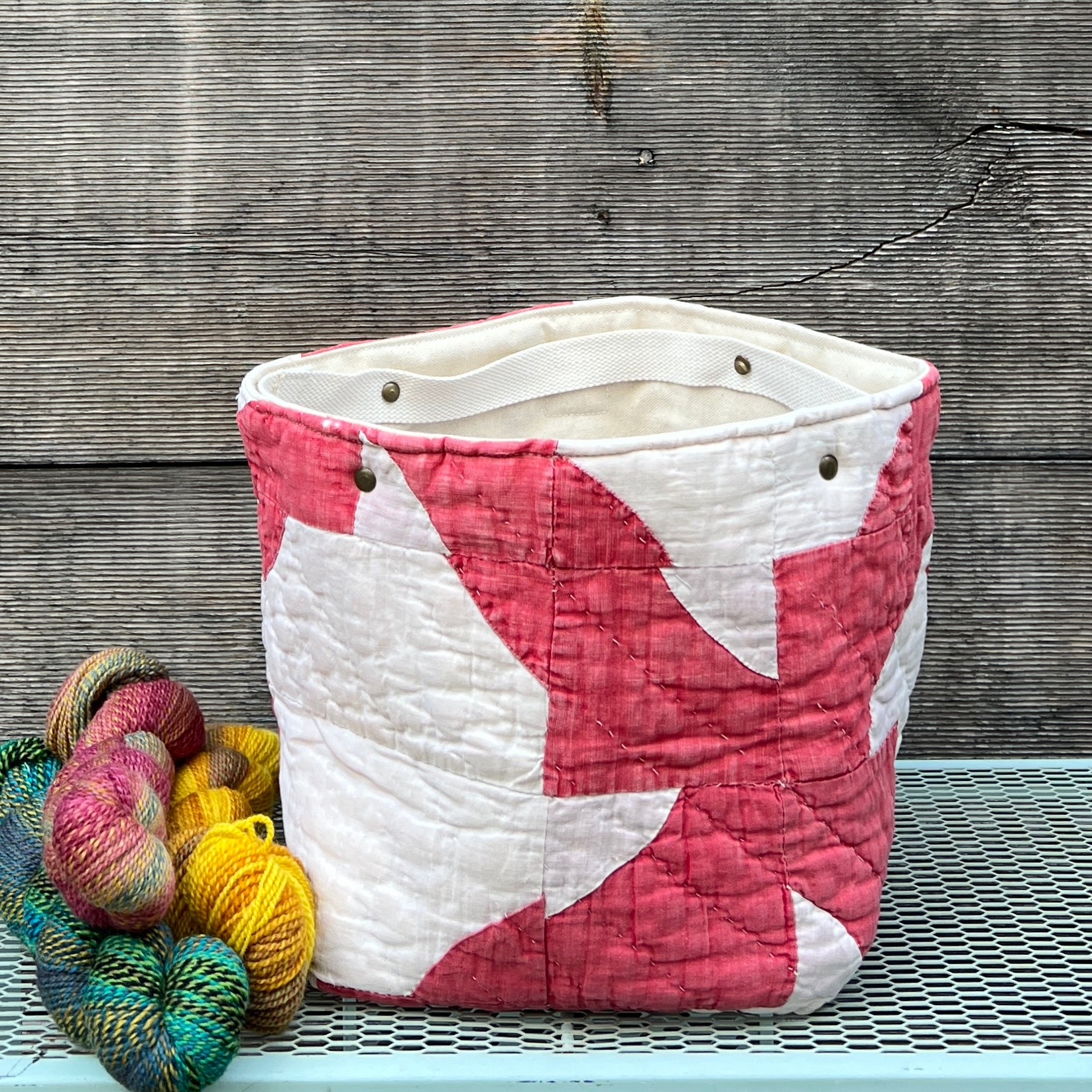 Quilt Bin (Red Drunkard's Path)