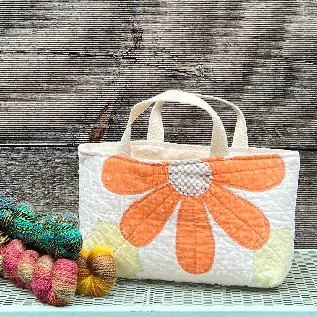 Maker Caddy Large (Orange Daisy)