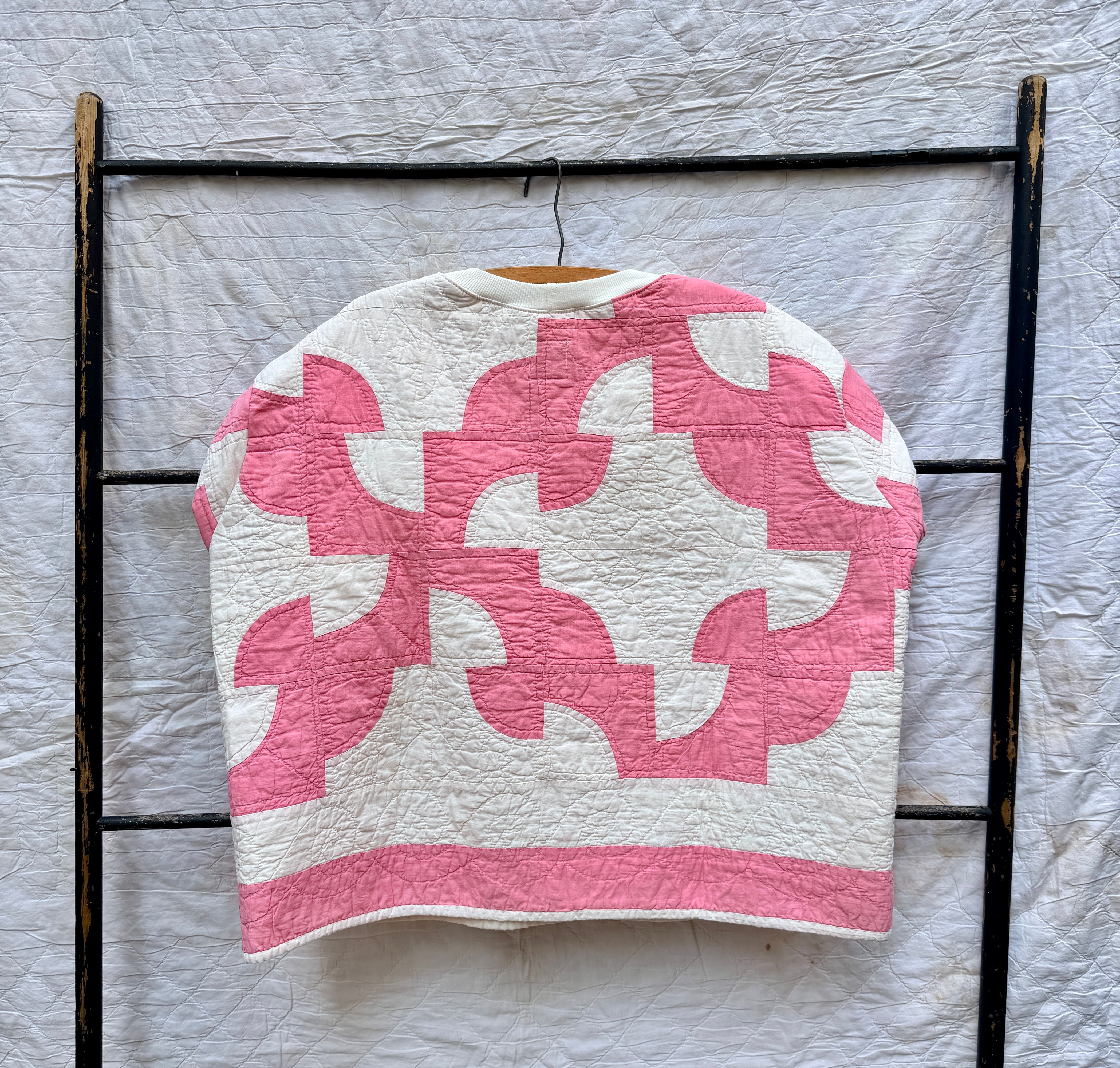 Popover (Pink Drunkard's Path)