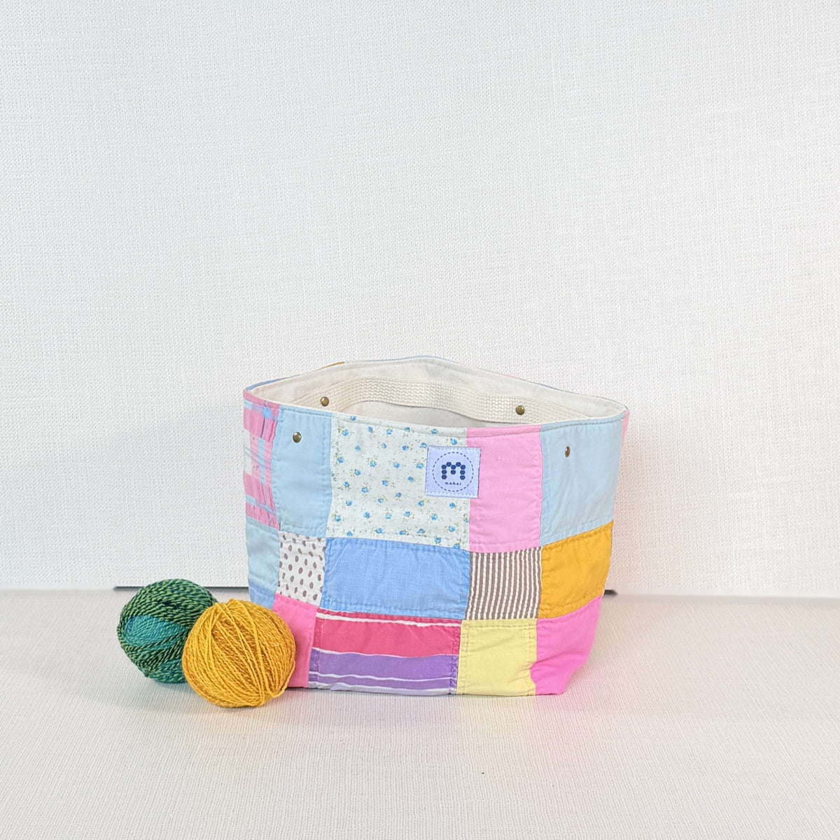 Quilt Bin (60s 9 Patch Variation)