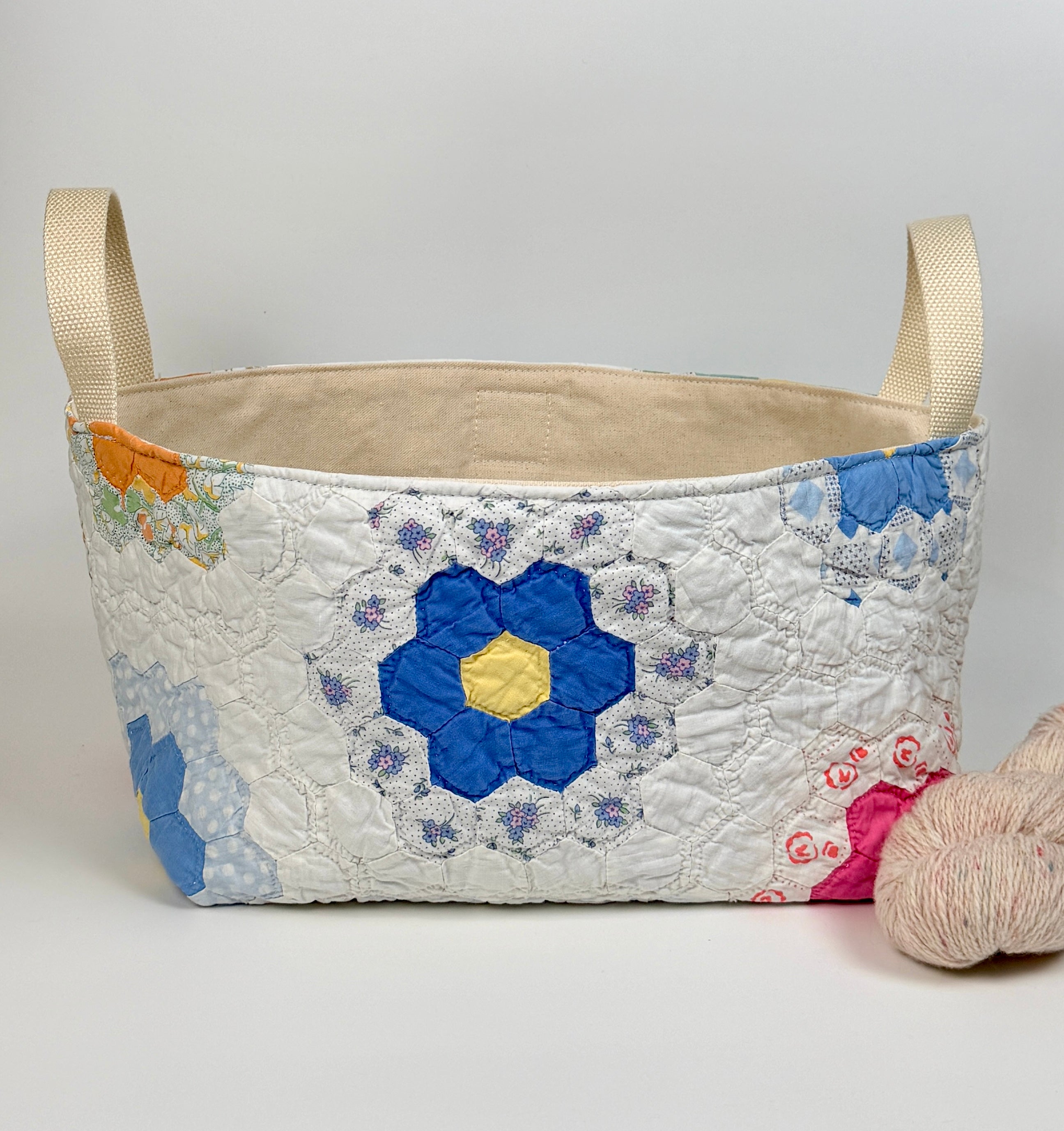 Quilt Basket (Fussy Cut Grandma's Flower Garden)