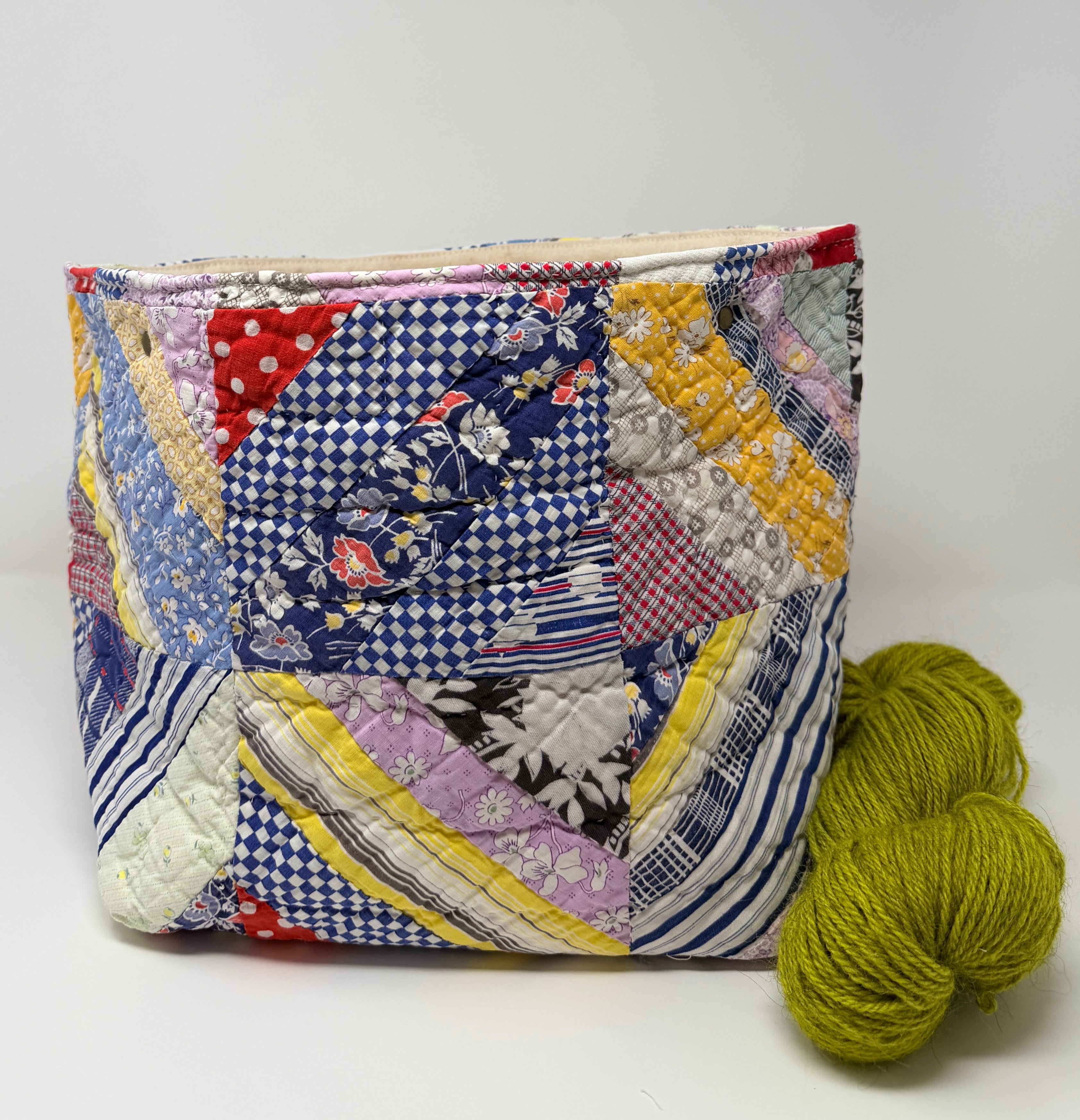 Quilt Bin (Ozark String)