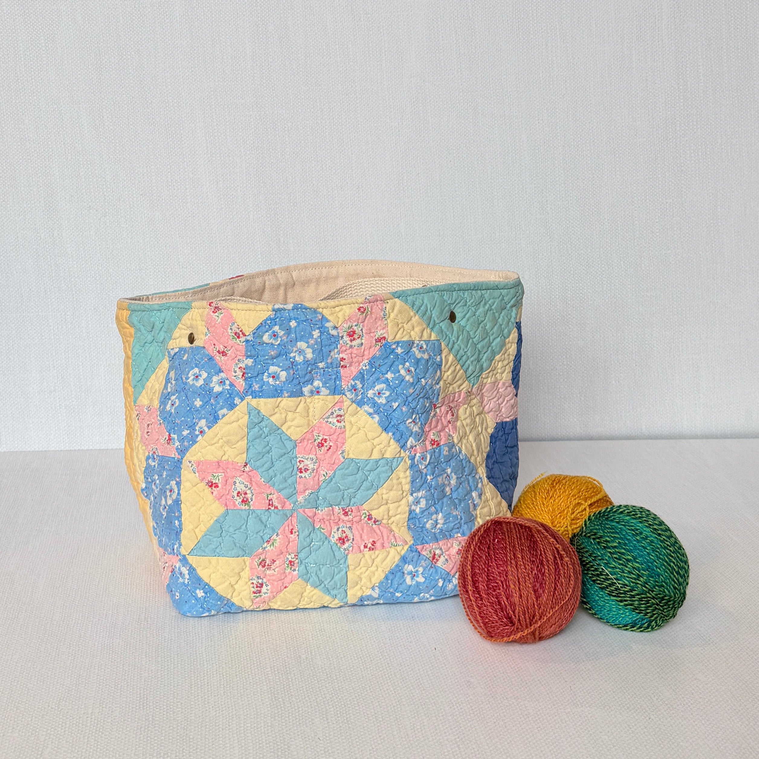 Quilt Bin (Teal 6 Point Star)