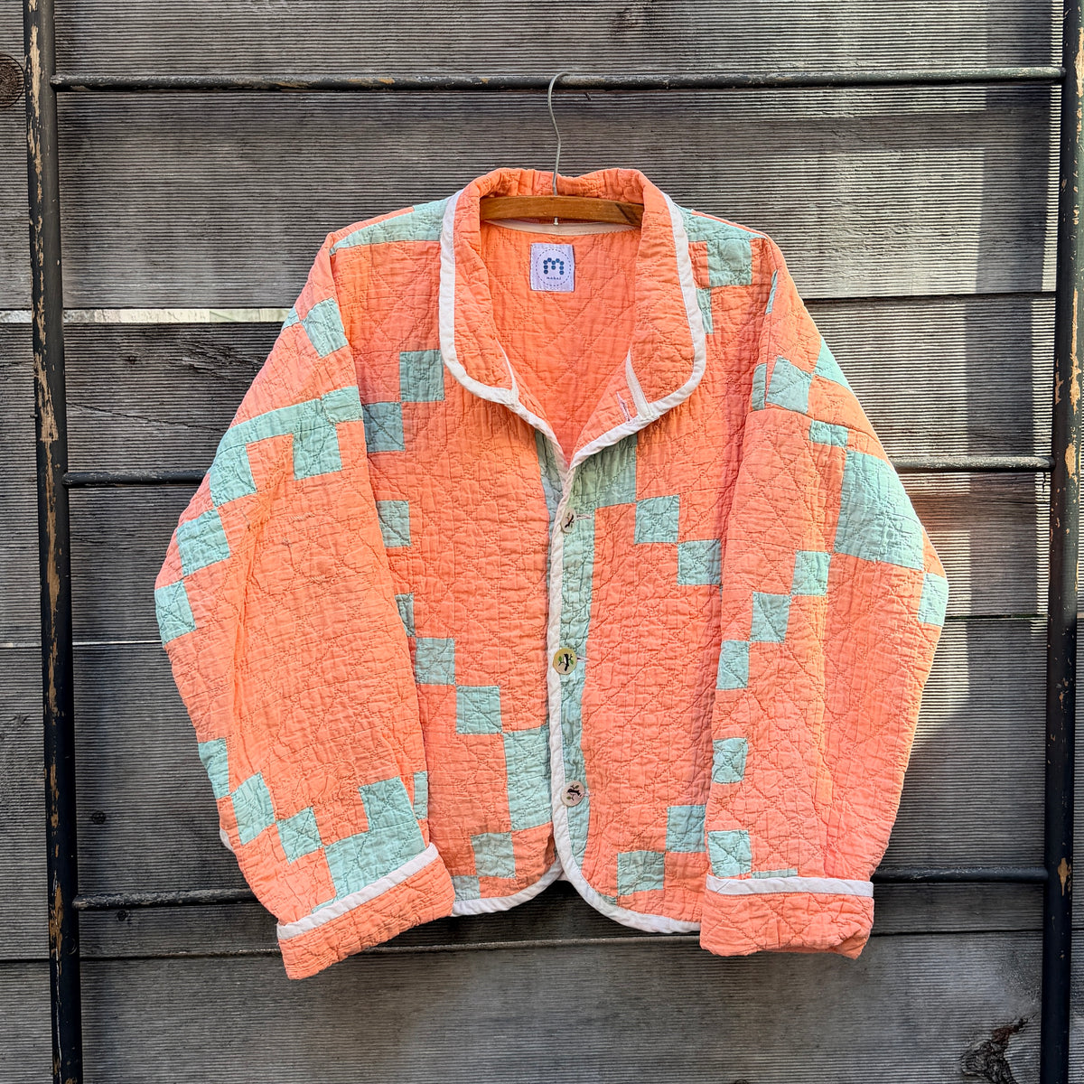 Stadium Jacket (M/L) (Circus Peanut)