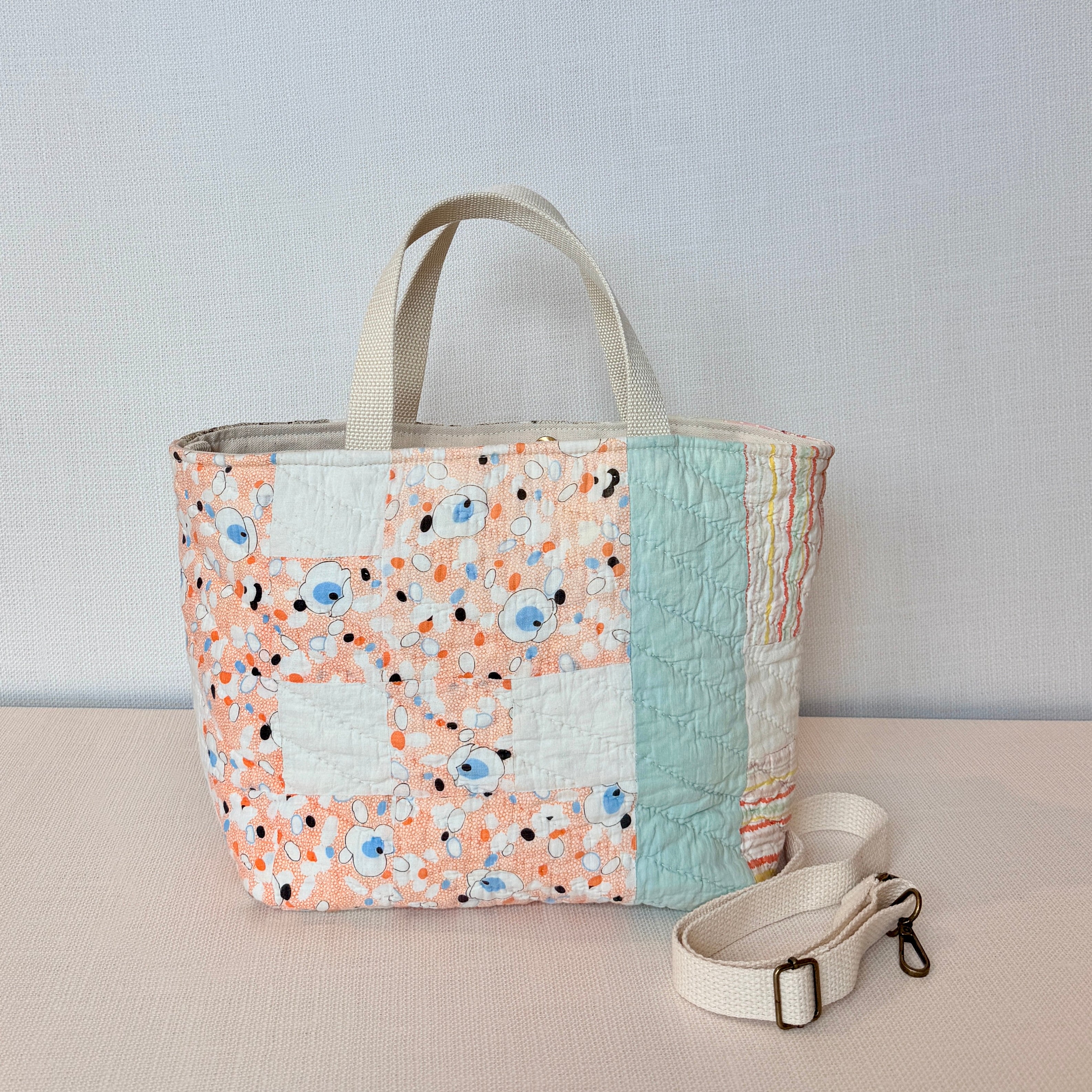 Studio Tote (9 Patch Variation (Peach & Black)