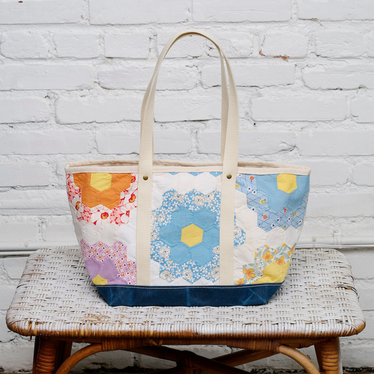 Waxed Canvas Tote Medium (Blue #12)