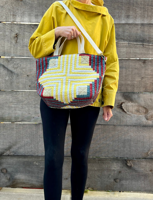 Studio Tote 2.0 - Manx Log Cabin Centered